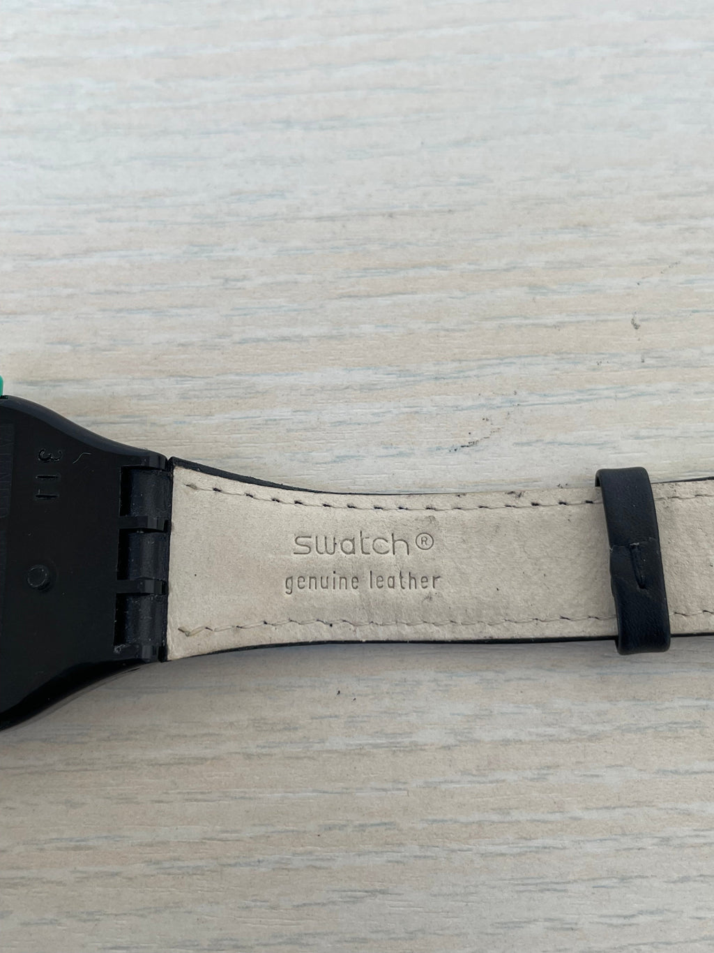 Swatch Uhr JESS' RUSH SSB100, Sehr Gut, Quarz, Lederarmband, Batterie inkl.
