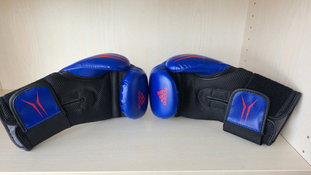 Adidas Speed Tilt 150 Boxing Gloves Medium Dark Blue/Red – Good Condition
