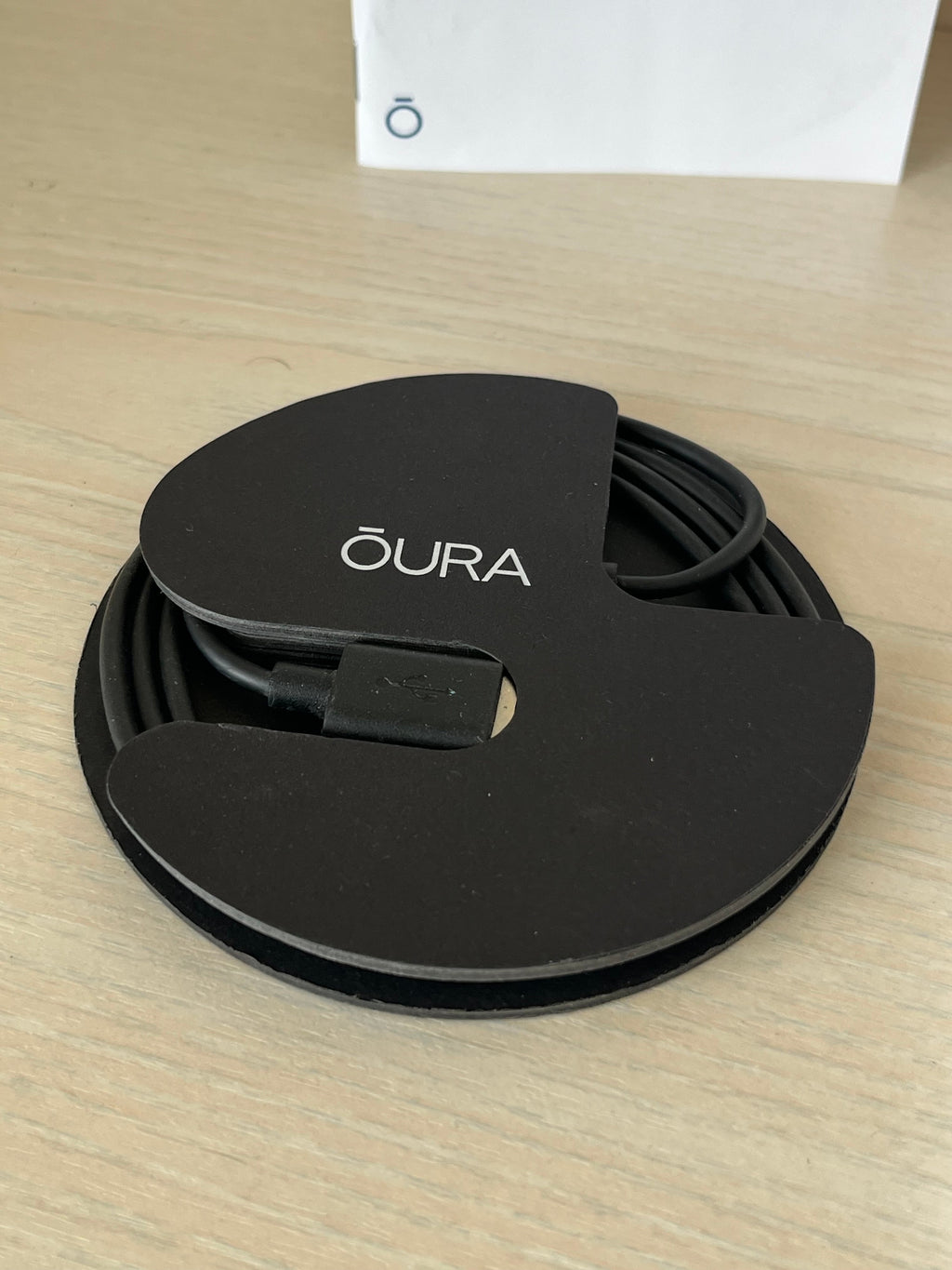 Oura Ring Gen3 Heritage Silver US6, Very Good Condition