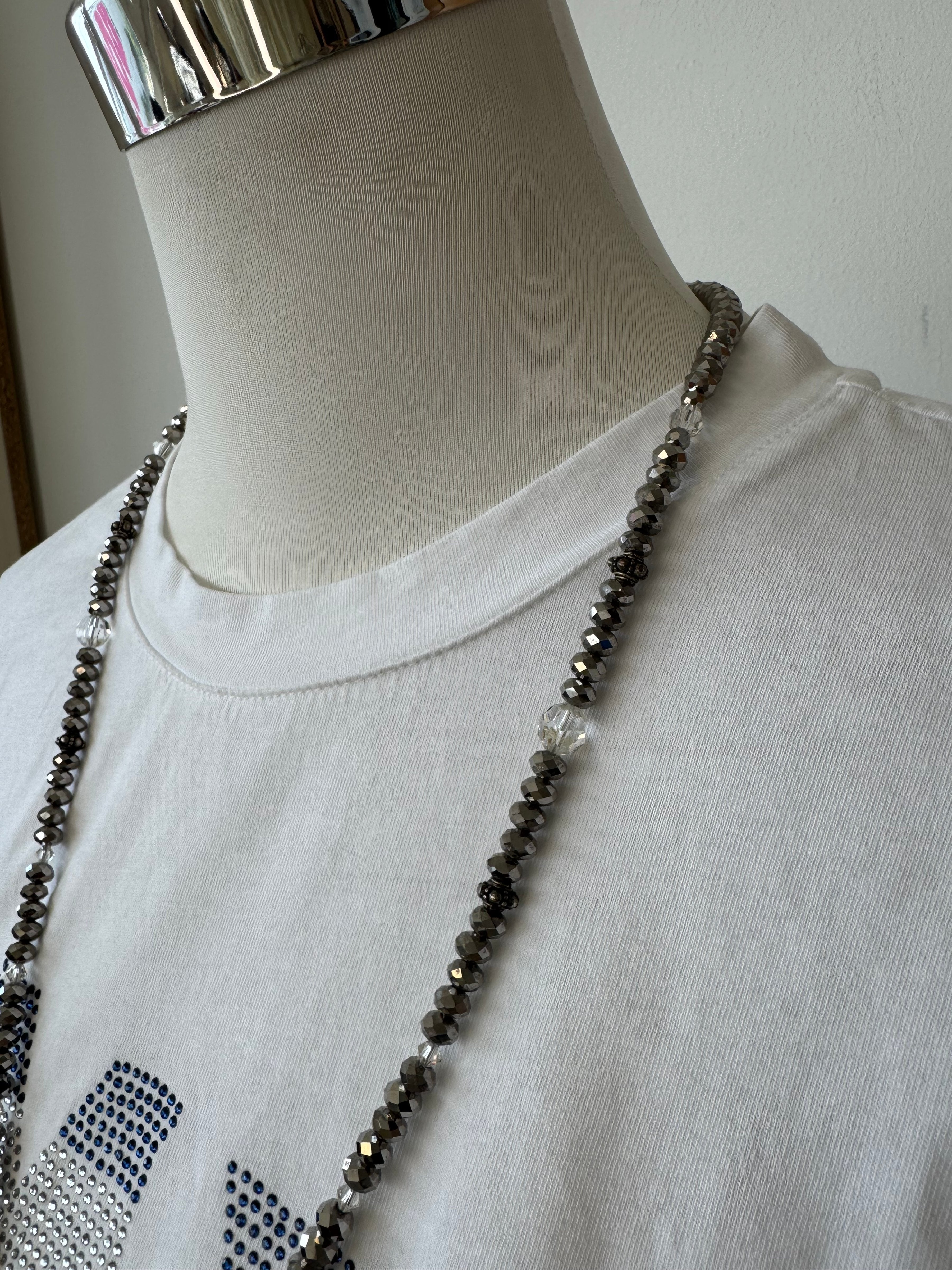 Kabuki Country Necklace with Angel Wing Pendant, Silver, 76 cm, Good Condition