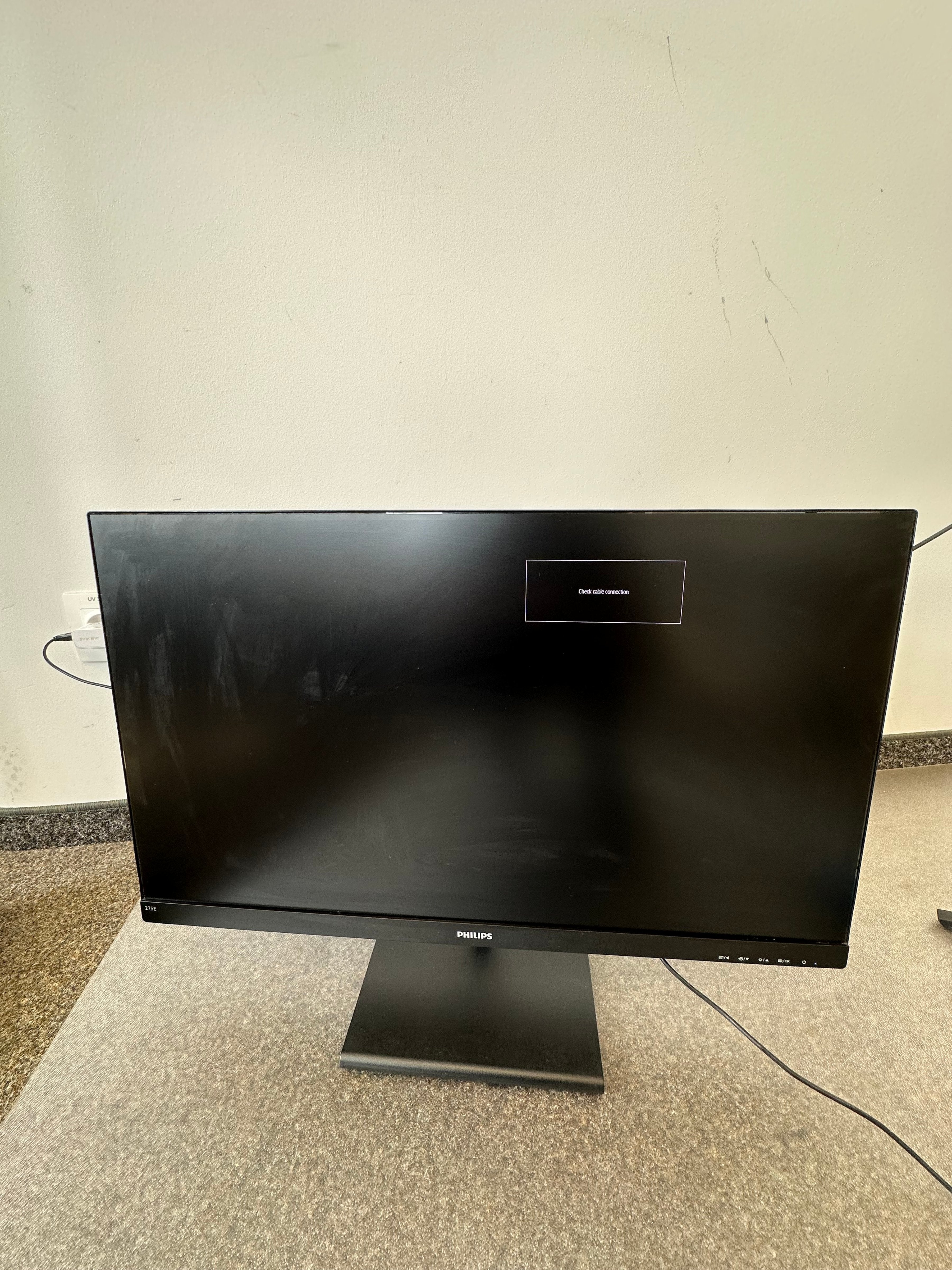 Philips 32E1N1100L 32 LCD Monitor Black Very Good Condition