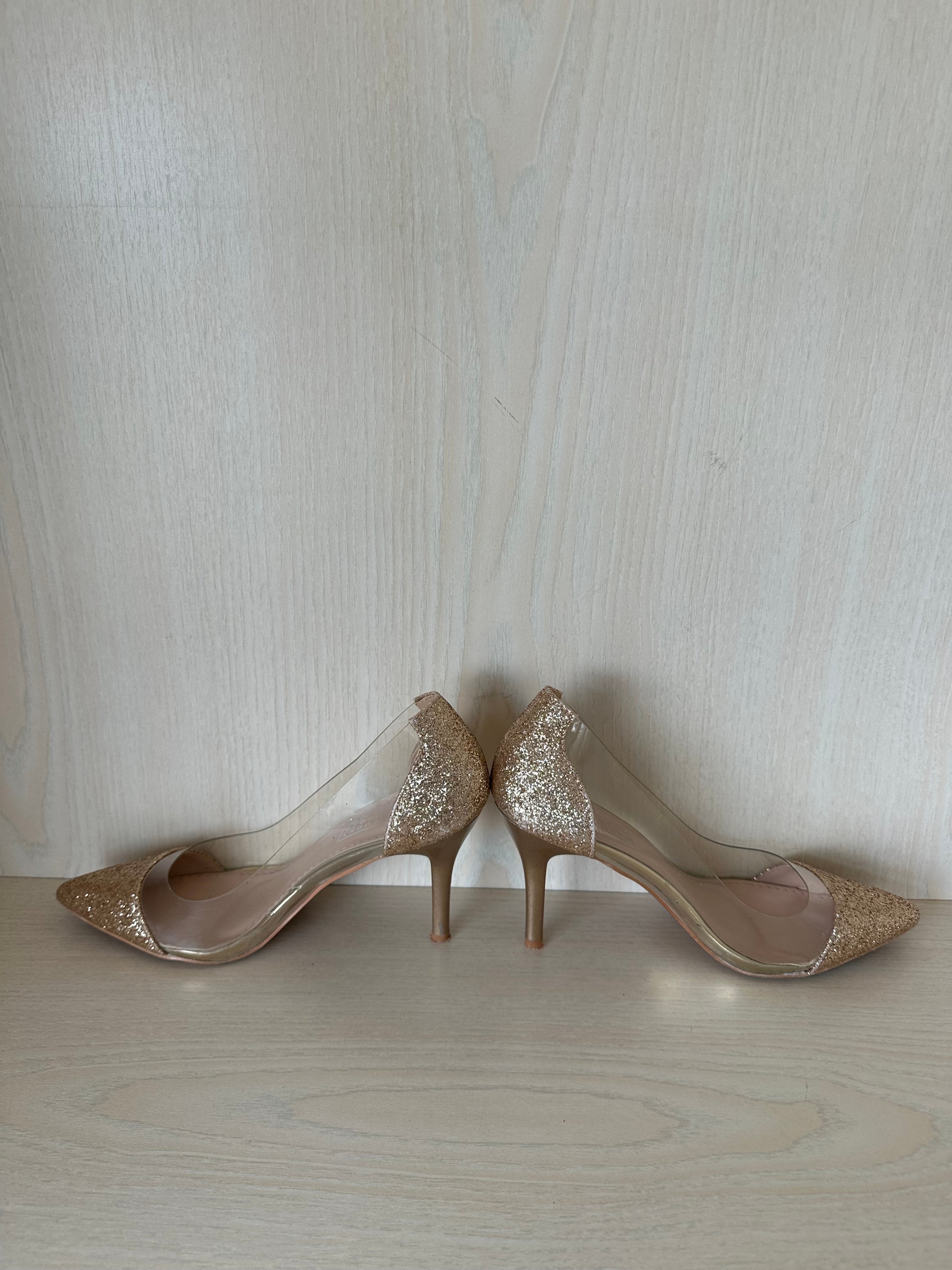 Gianvito Rossi Plexi Pumps, Gr. 36, Klar/Roségold, Sehr Guter Zustand
