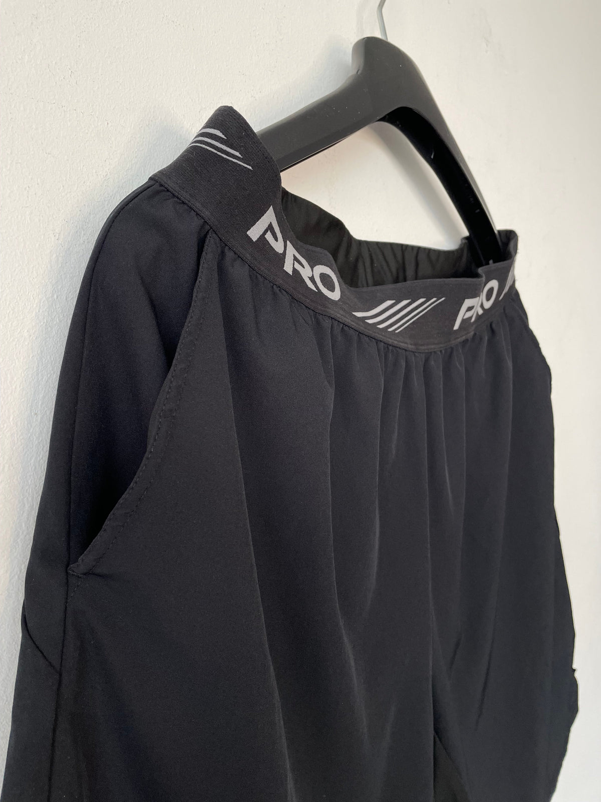 PRO TOUCH Herren-Shorts, Größe L, Schwarz, Reißverschlusstasche, sehr gut