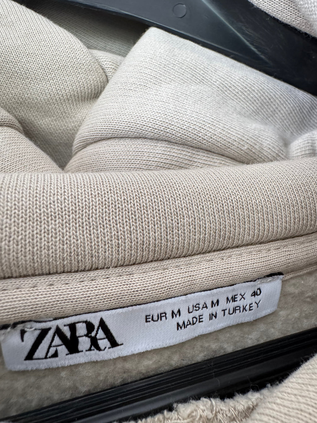 Zara Neopren-Effekt Zip-Hoodie Stone EUR M Sehr Gut
