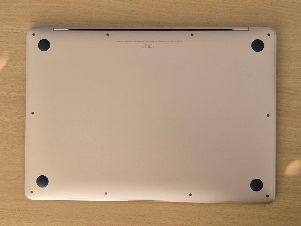 Apple MacBook Air A1932 13 256GB Rose Gold, Sehr Gut, Eng/Rus Tastatur