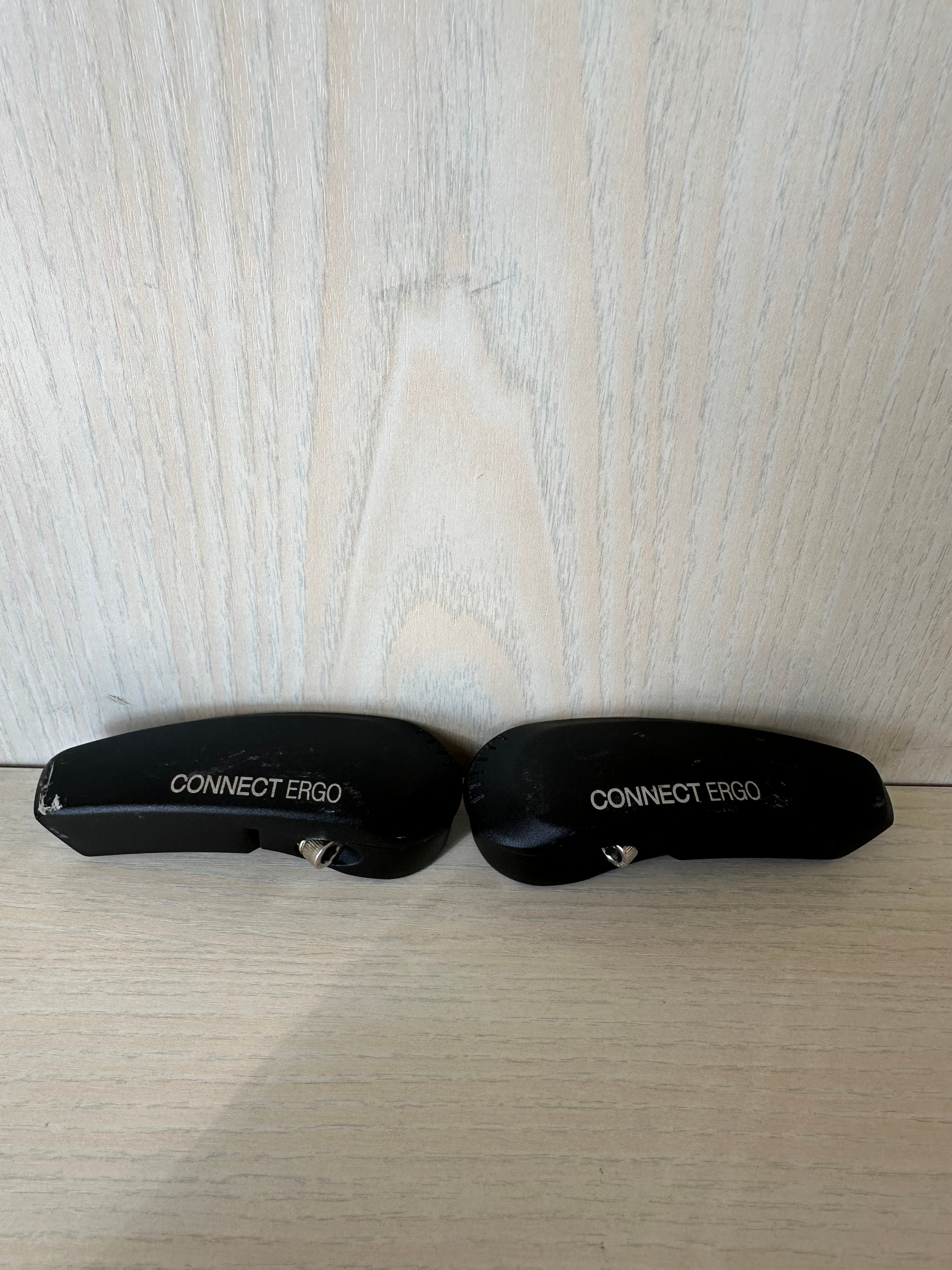 Connect Ergo Bicycle Handlebar Grips, Good Condition