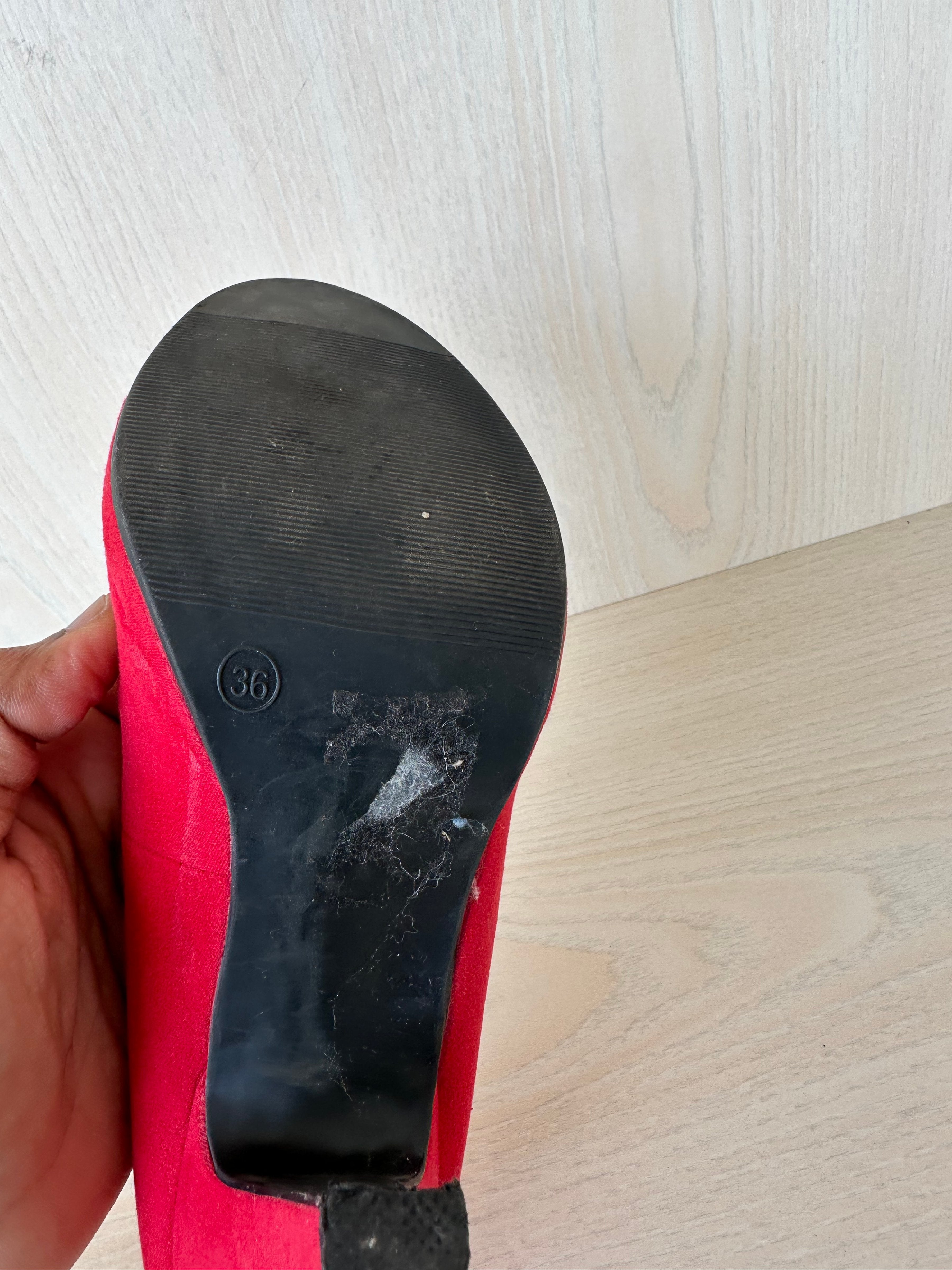 Gil Peterson Red Leather Stiletto, Size 36 EU, Very Good Condition