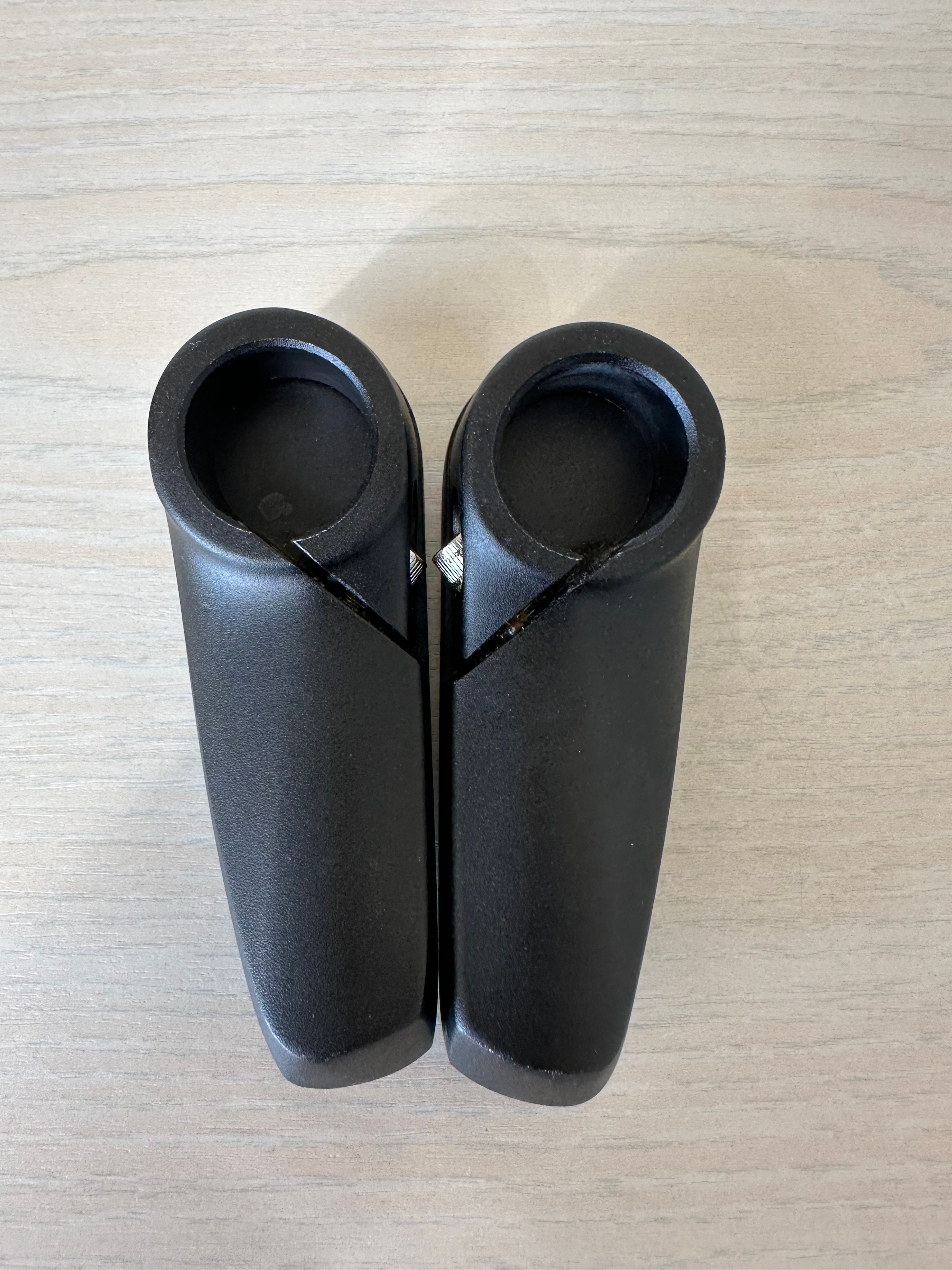 Connect Ergo Bicycle Handlebar Grips, Good Condition