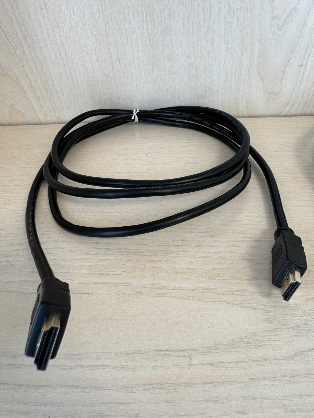 Generic HDMI Kabel Pack, Schwarz, 182cm & 202cm, Sehr Gut