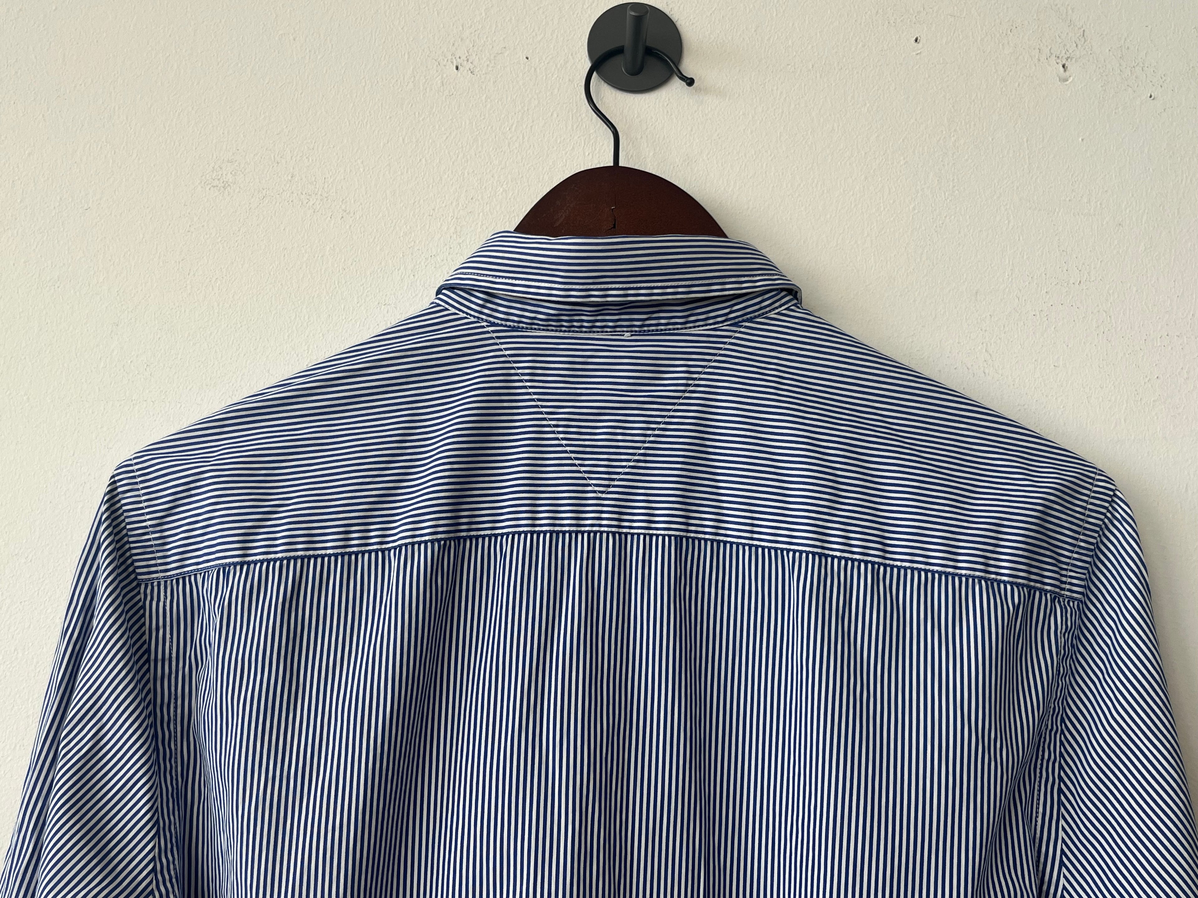 Tommy Hilfiger Hemd Blau-Weiß Gestreift M 100% Baumwolle Sehr Gut