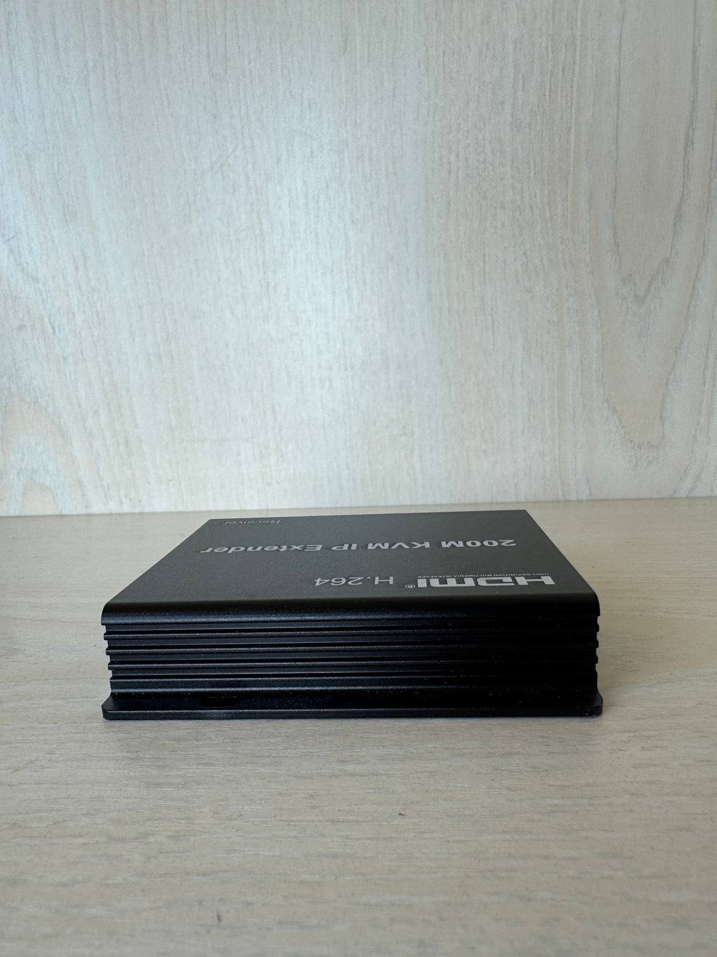 Generic HDMI KVM IP Extender 200M Schwarz Kompakt Sehr Gut