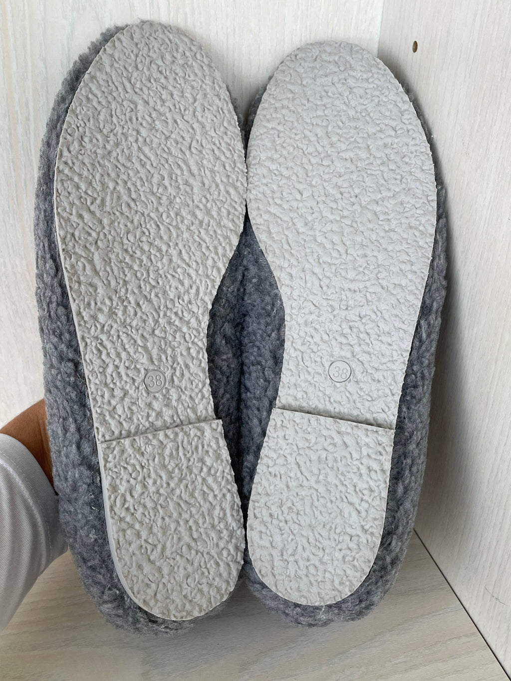 Donna Carolina Slippers Cora Grigio Grau Größe 38 Neu