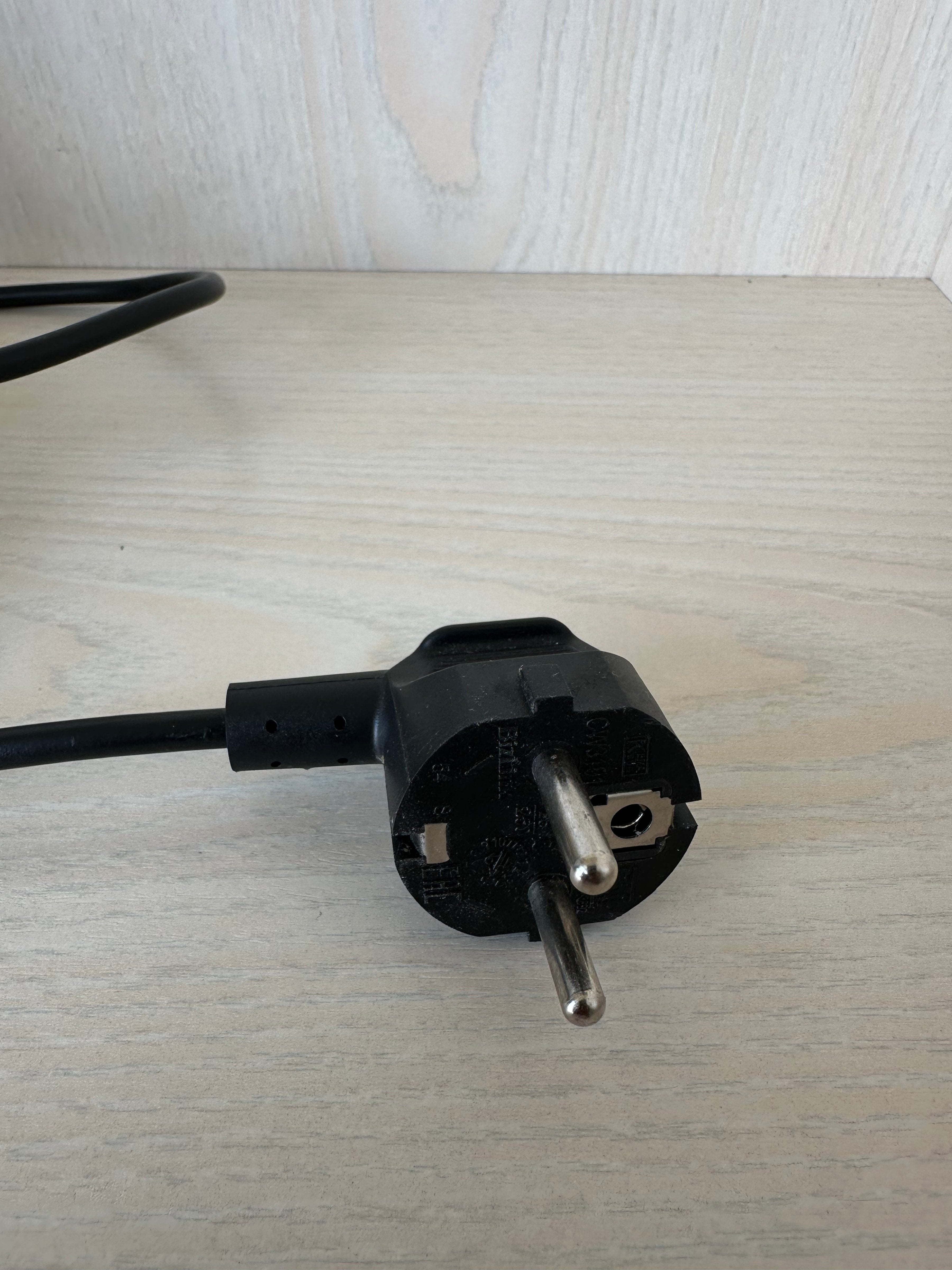 Philips Wasserkocher HD4646, 1.5L, Schwarz, Sehr Gut