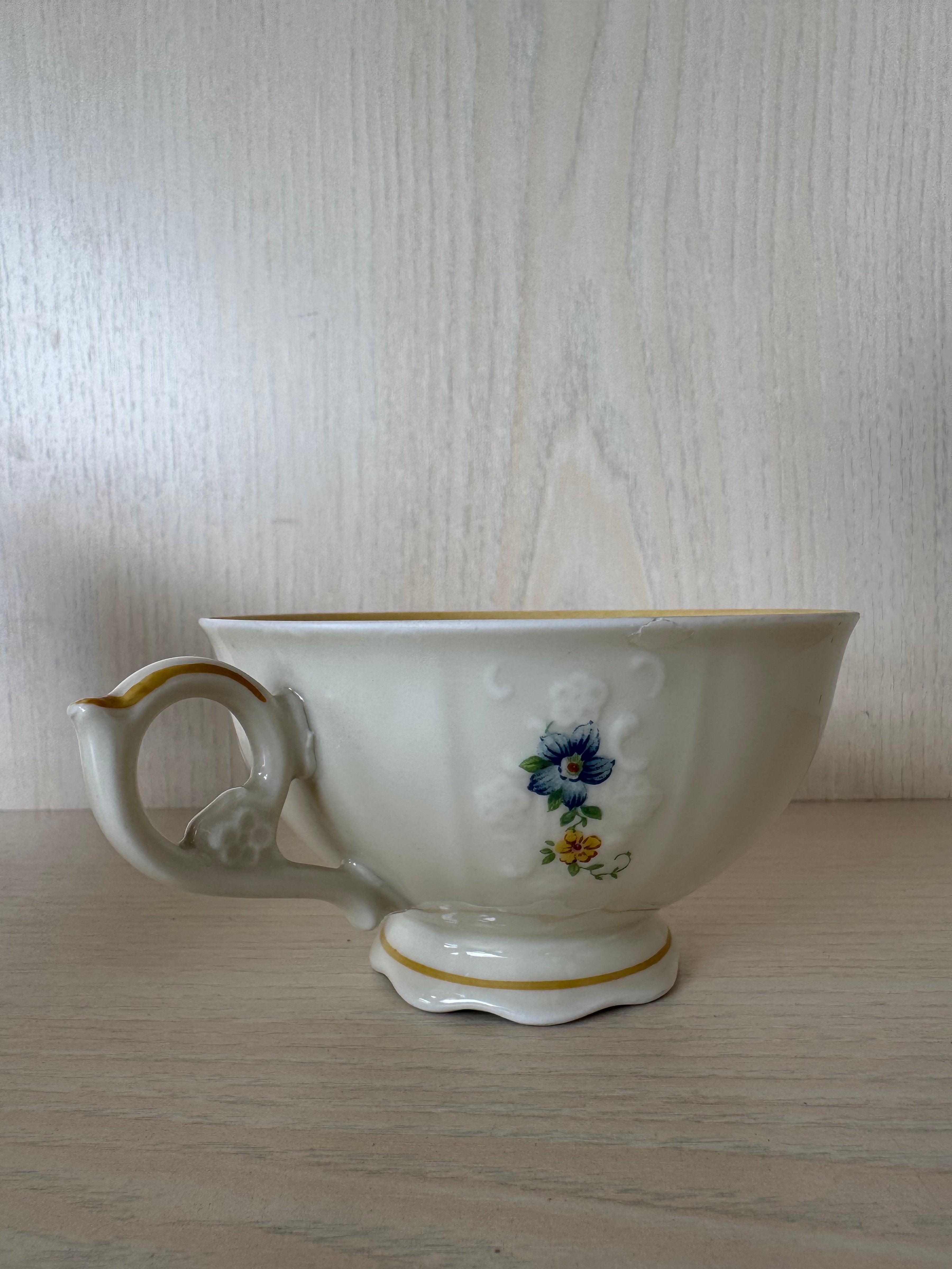 Homer Laughlin Eggshell Nautilus Demitasse Set, Porzellan, guter Zustand