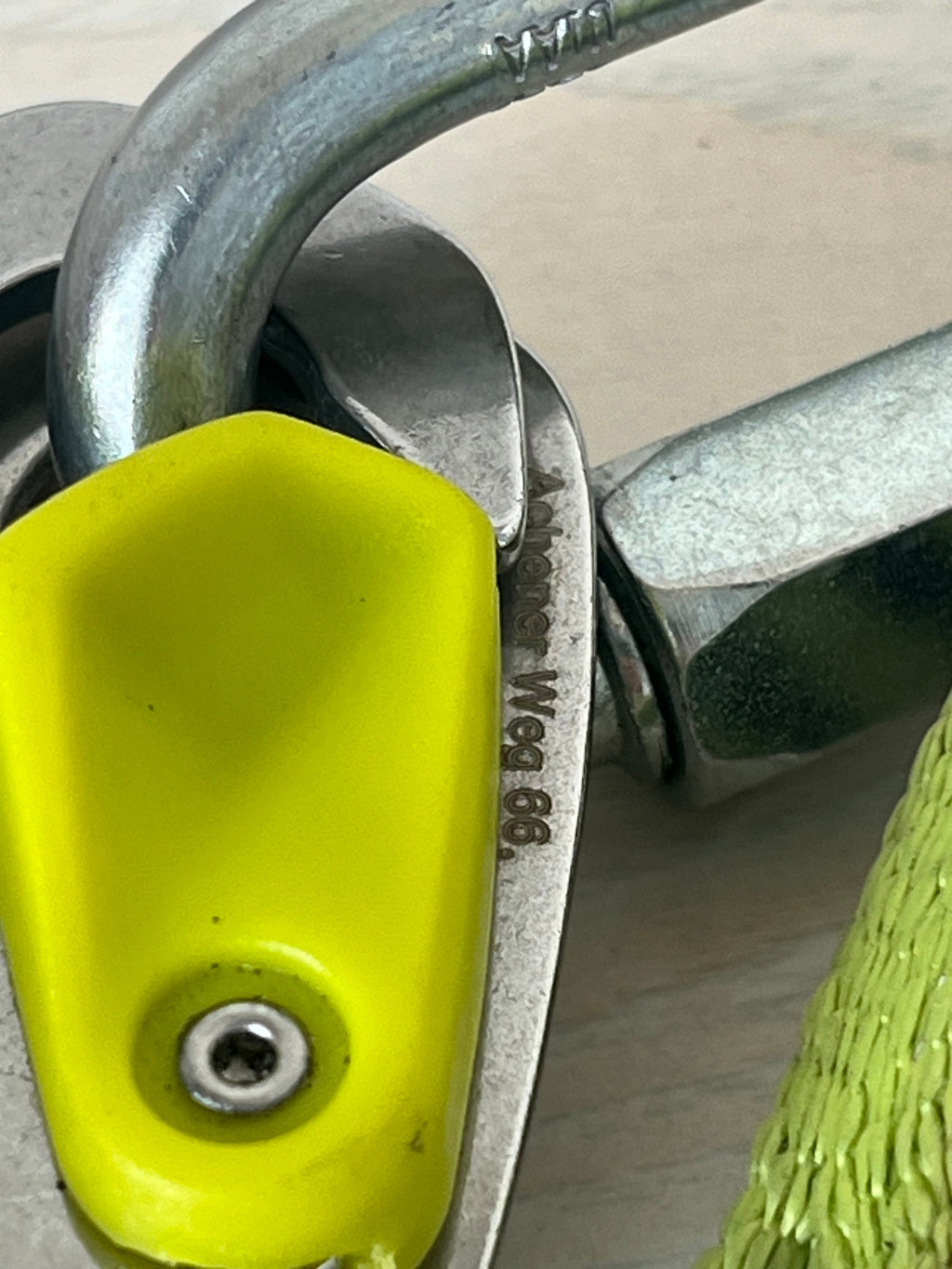 Edelrid Ohm Assisted Braking Device, Yellow/Metal, Good Condition
