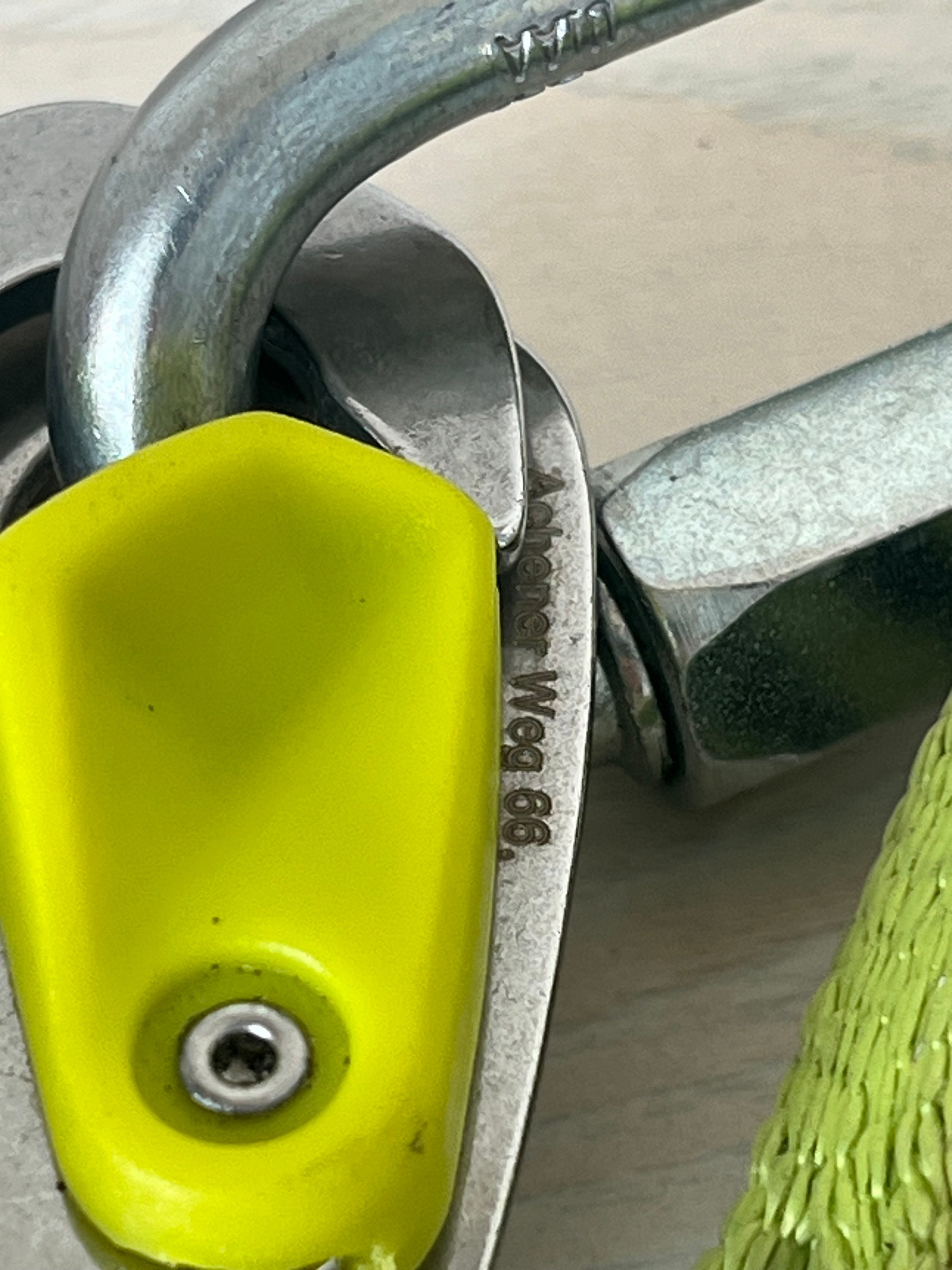 Edelrid Ohm Assisted Braking Device, Yellow/Metal, Good Condition