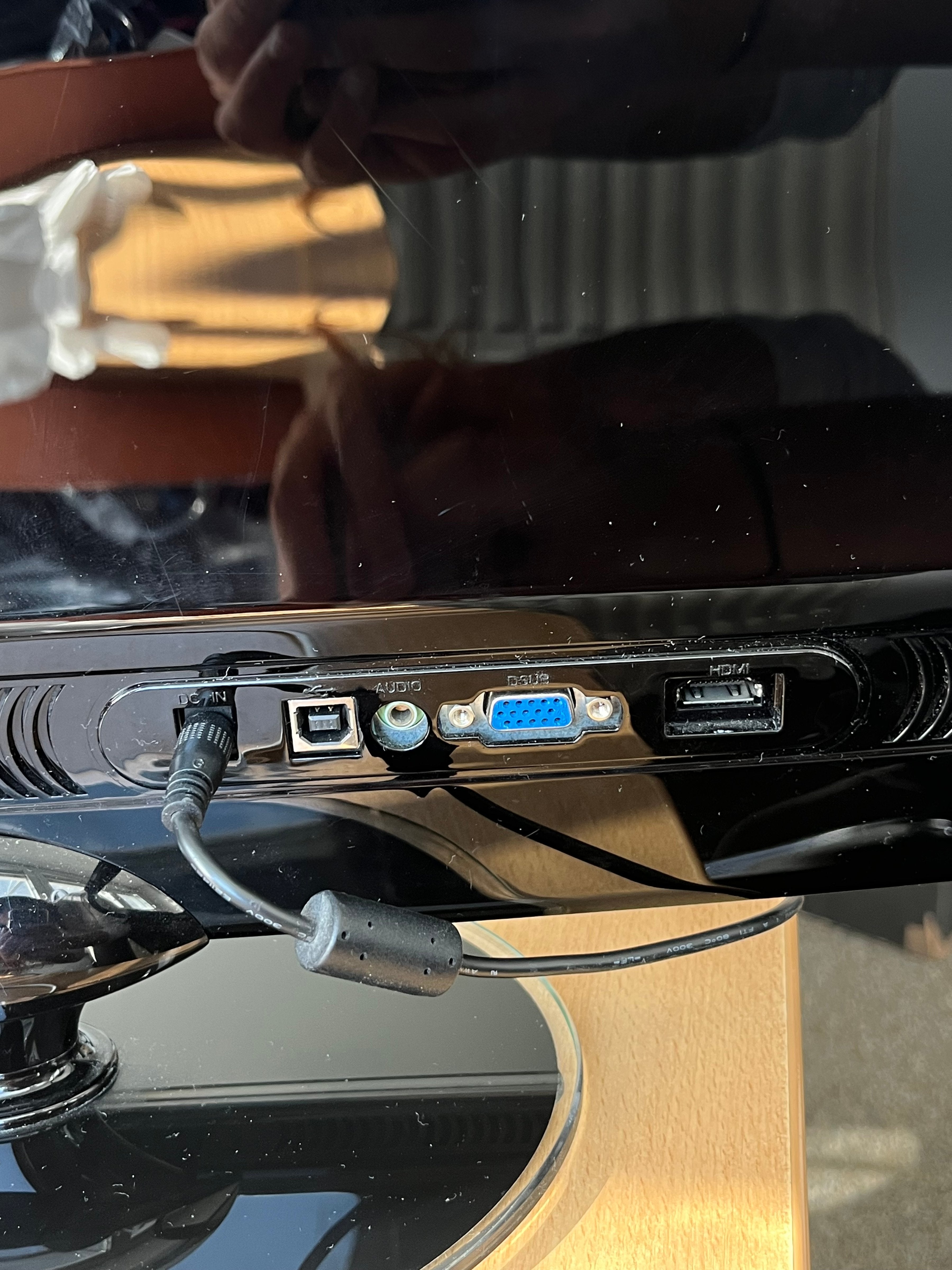 AOC Monitor F19, 18.5 Zoll, Schwarz, Zustand: Gut