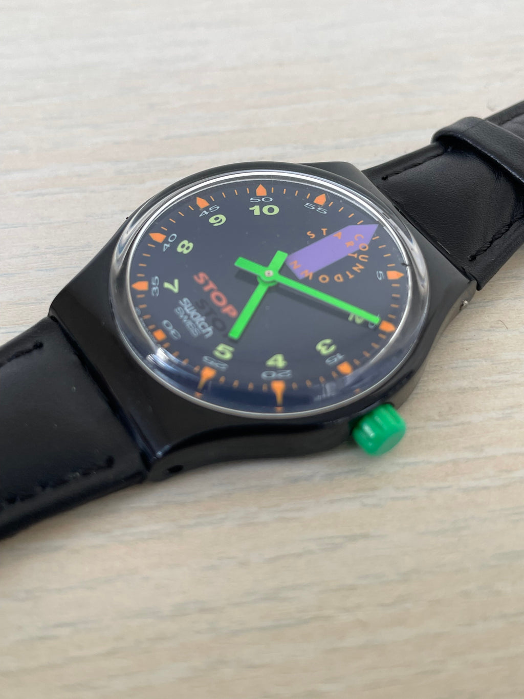 Swatch Uhr JESS' RUSH SSB100, Sehr Gut, Quarz, Lederarmband, Batterie inkl.