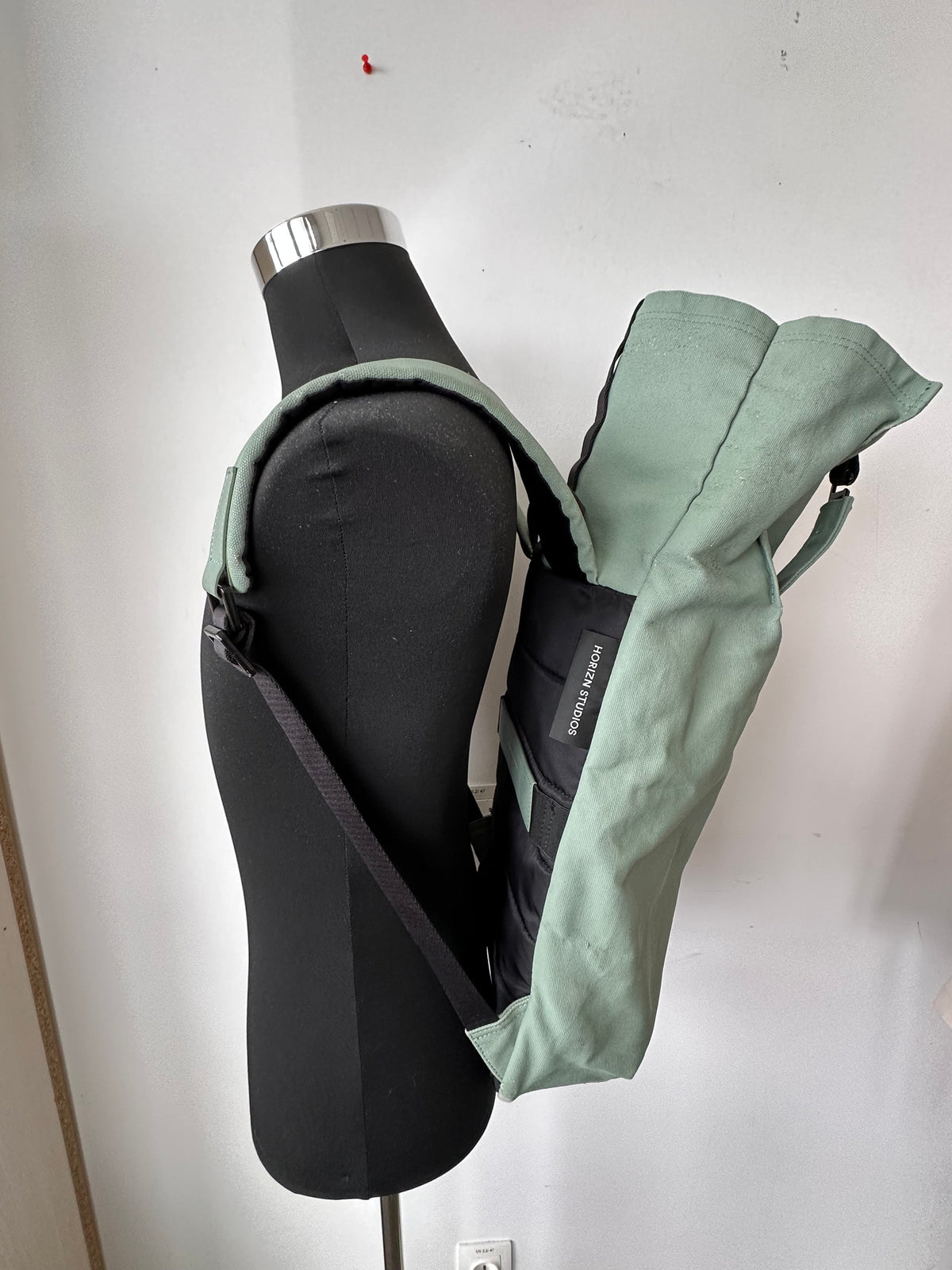 Horizn Studios SoFo Rolltop Rucksack 29L, Canvas, Kratzer, Gut