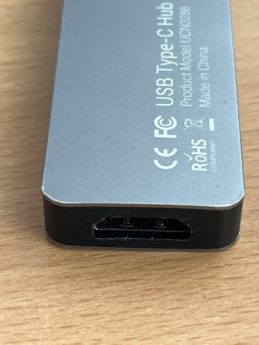 Levin USB-C Hub Pro UCN3286 Silber Kompakt Sehr Gut