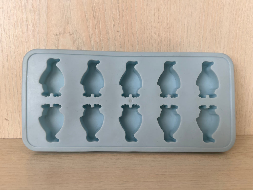 Penguin Silicone Mold, 10 Cavities, Light Blue, Good Condition