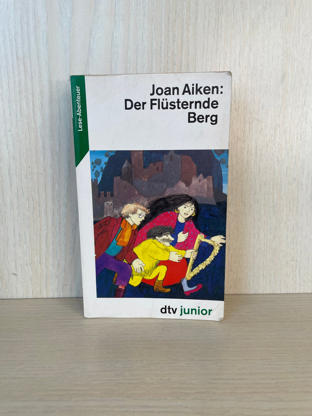 Joan Aiken – Der Flüsternde Berg (dtv junior 7835) – Paperback, Guter Zustand