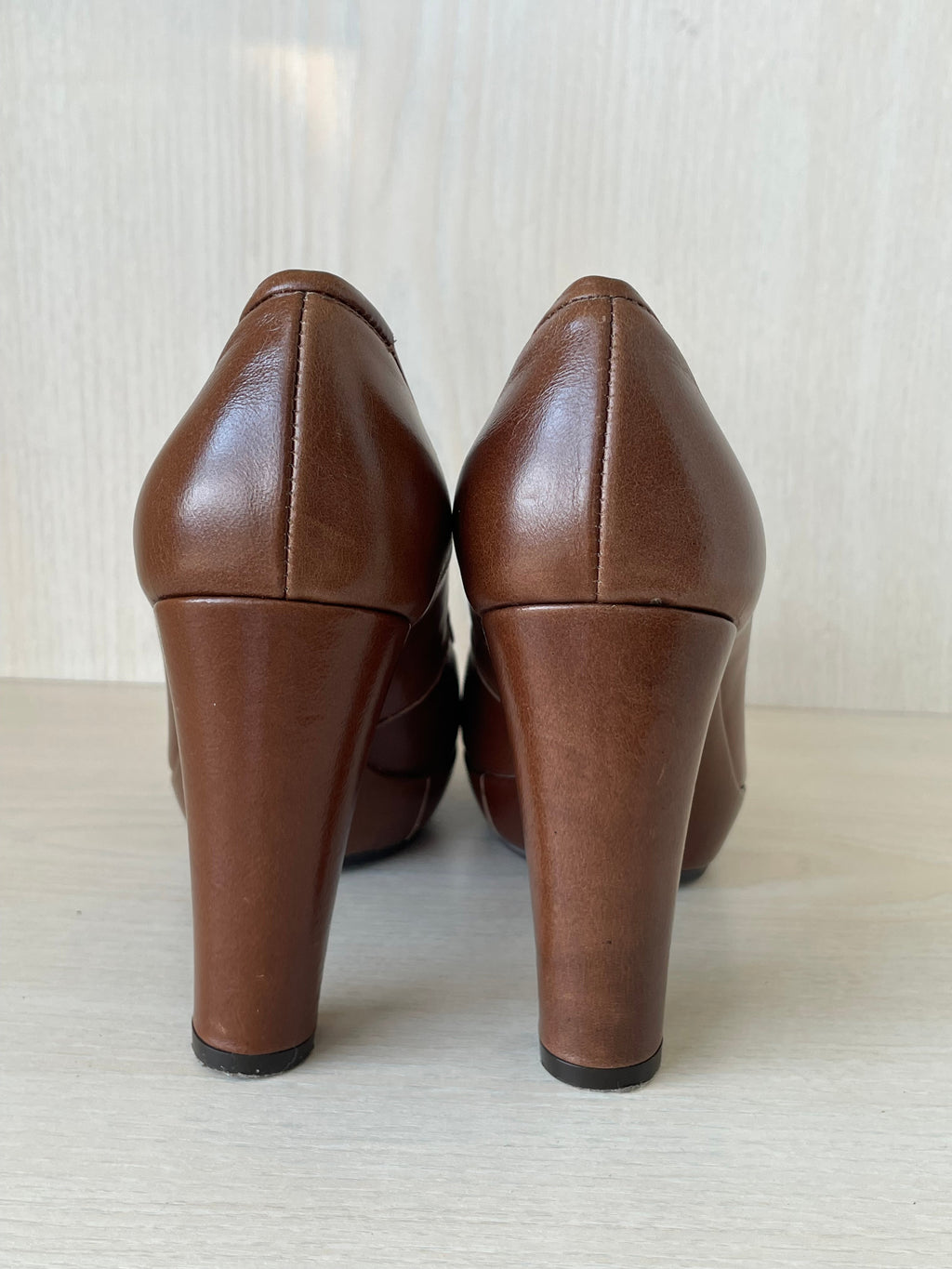 Unisa Faux Suede Heels Braun Gr. 38, Sehr Gut, 10.5 cm Absatz