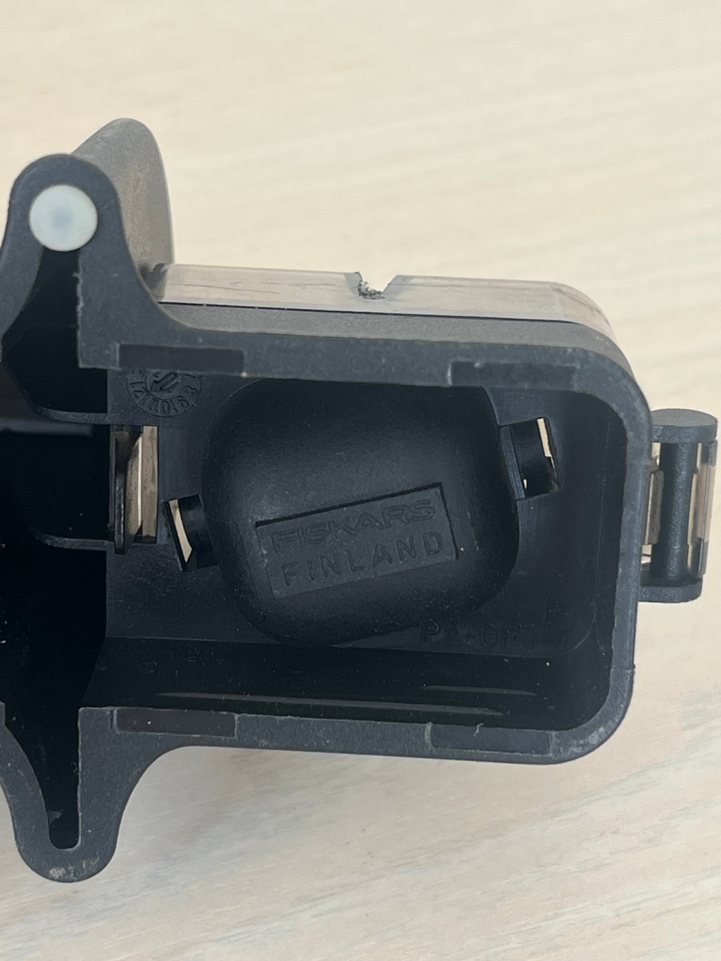 Fiskars Roll-Sharp Messerschärfer – manuell, Keramik, Schwarz, guter Zustand