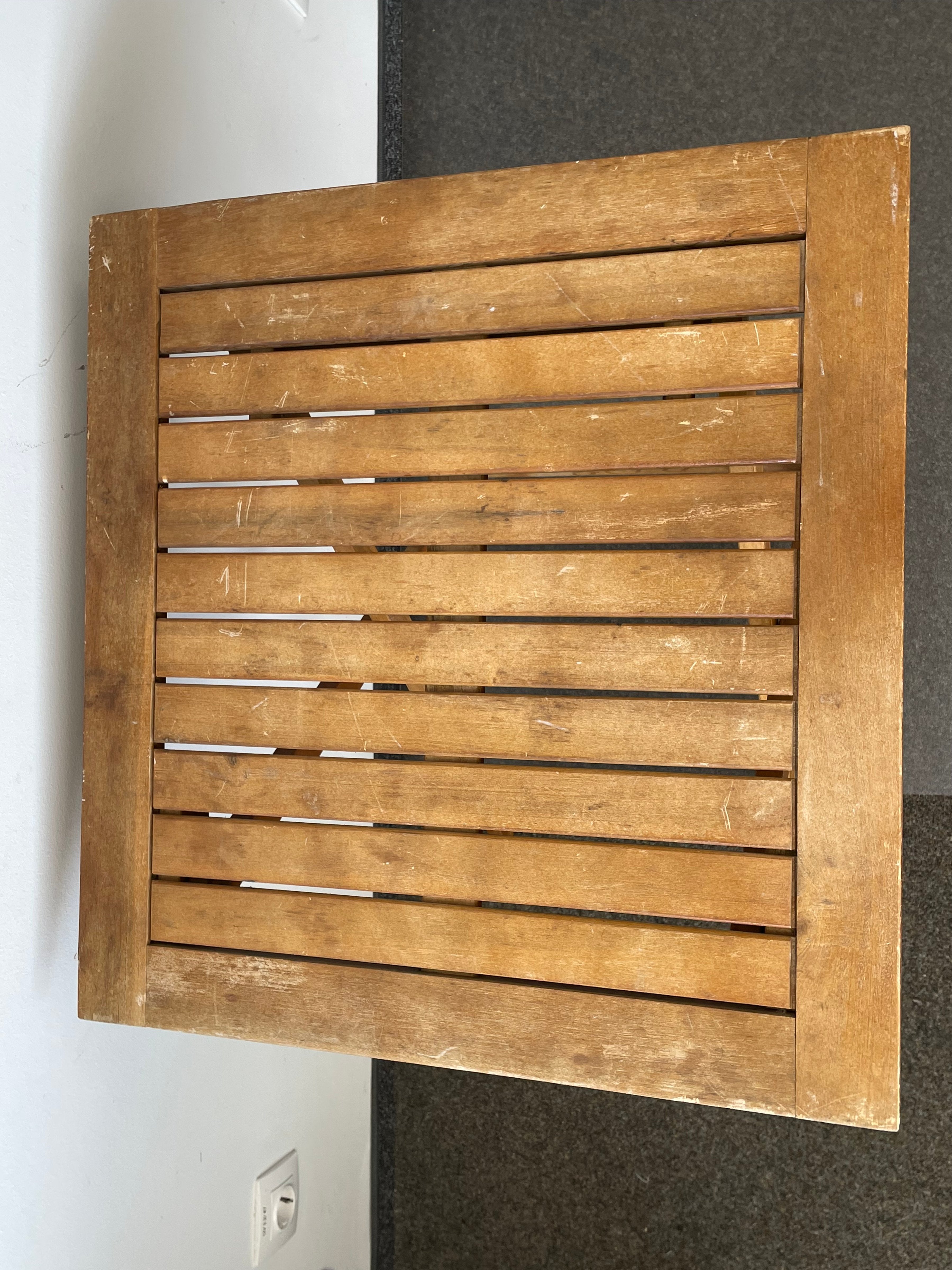 IKEA BONDHOLMEN Outdoor Tisch, Braun, 60x58 cm, Höhe 75 cm, Gebraucht