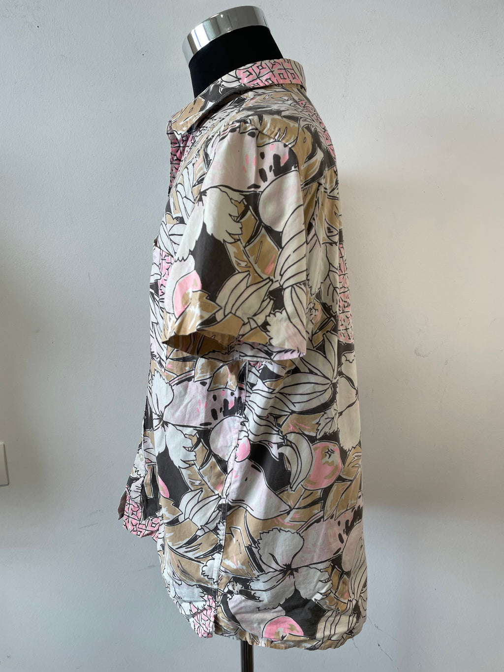 American Eagle Hawaiian Shirt Tropical Print Multi L Very Good Condition