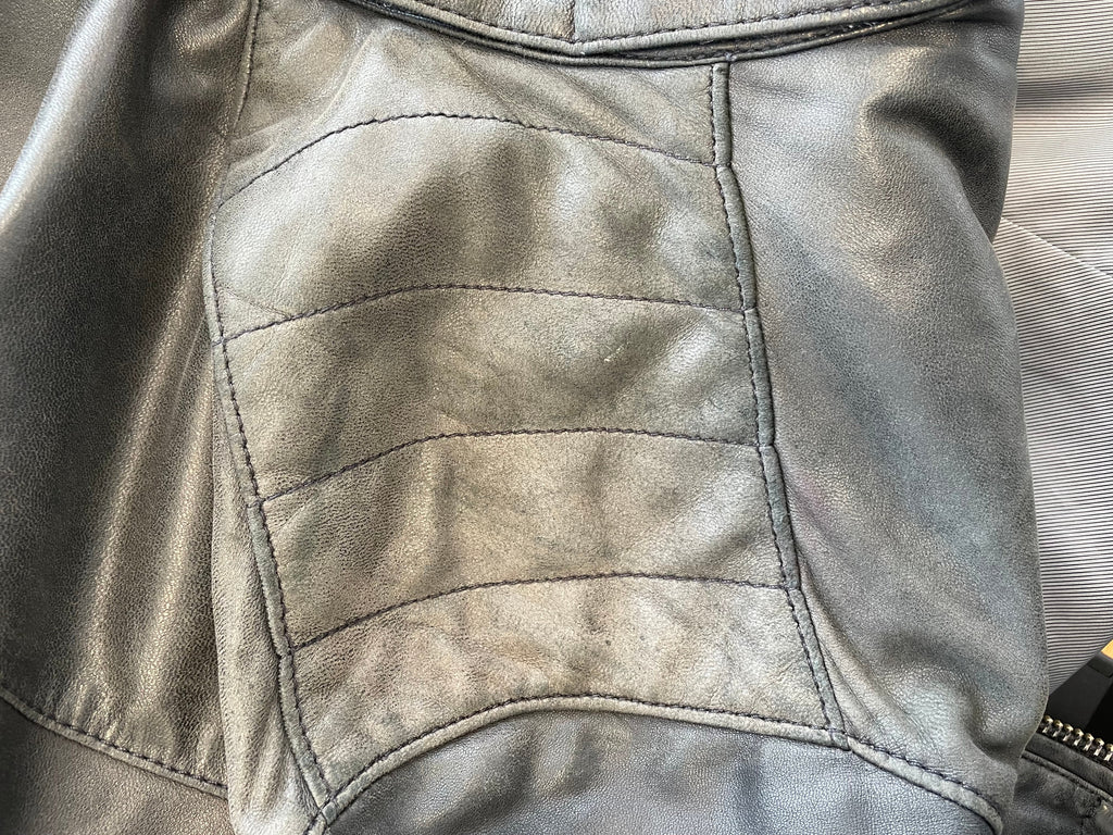 Unbekannte Leder Bikerjacke Schwarz M, Zustand: Stark gebraucht