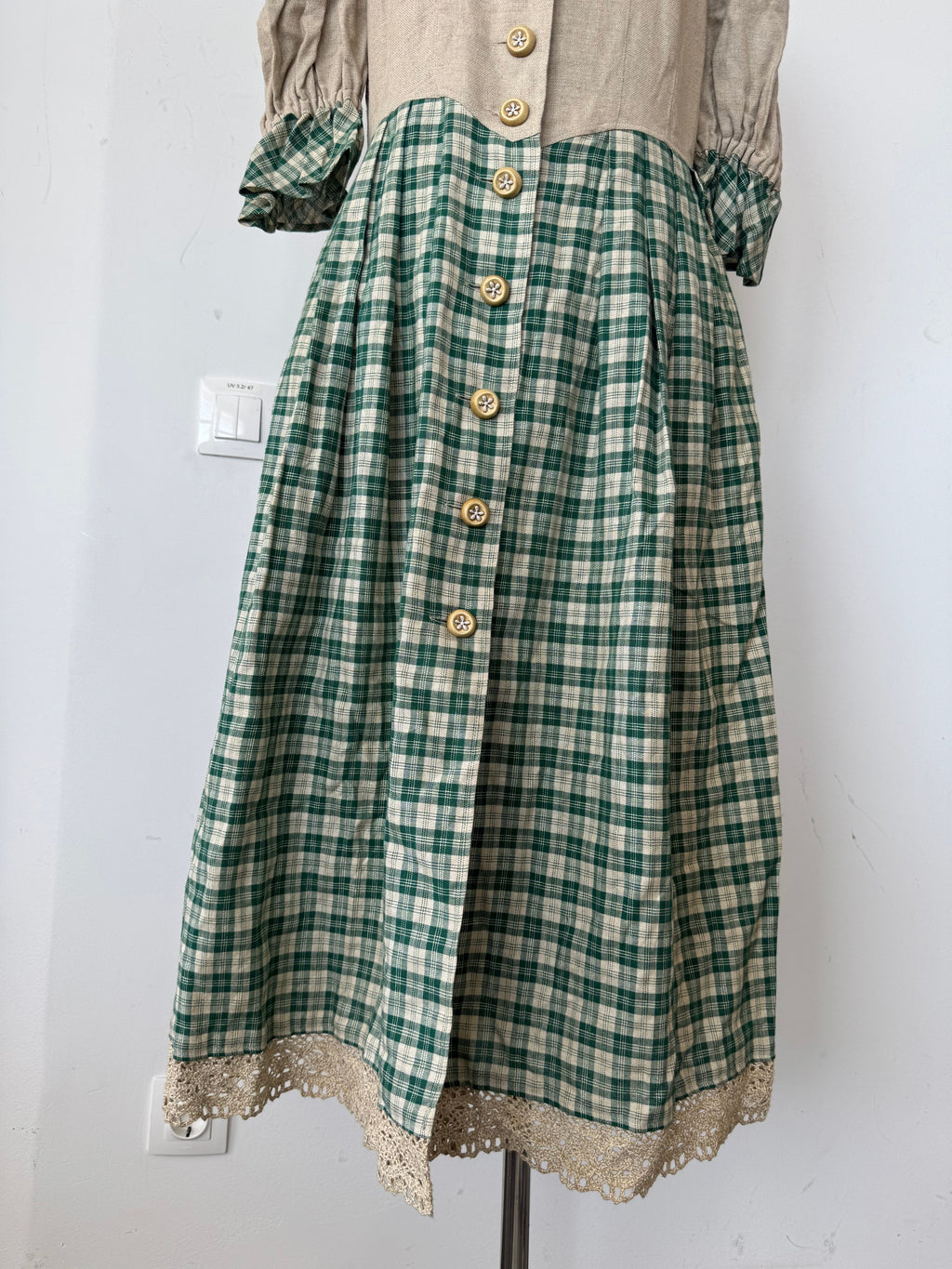 Your Sixth Sense Traditional Dirndl Dress M Beige Green Linen Very Good Condition