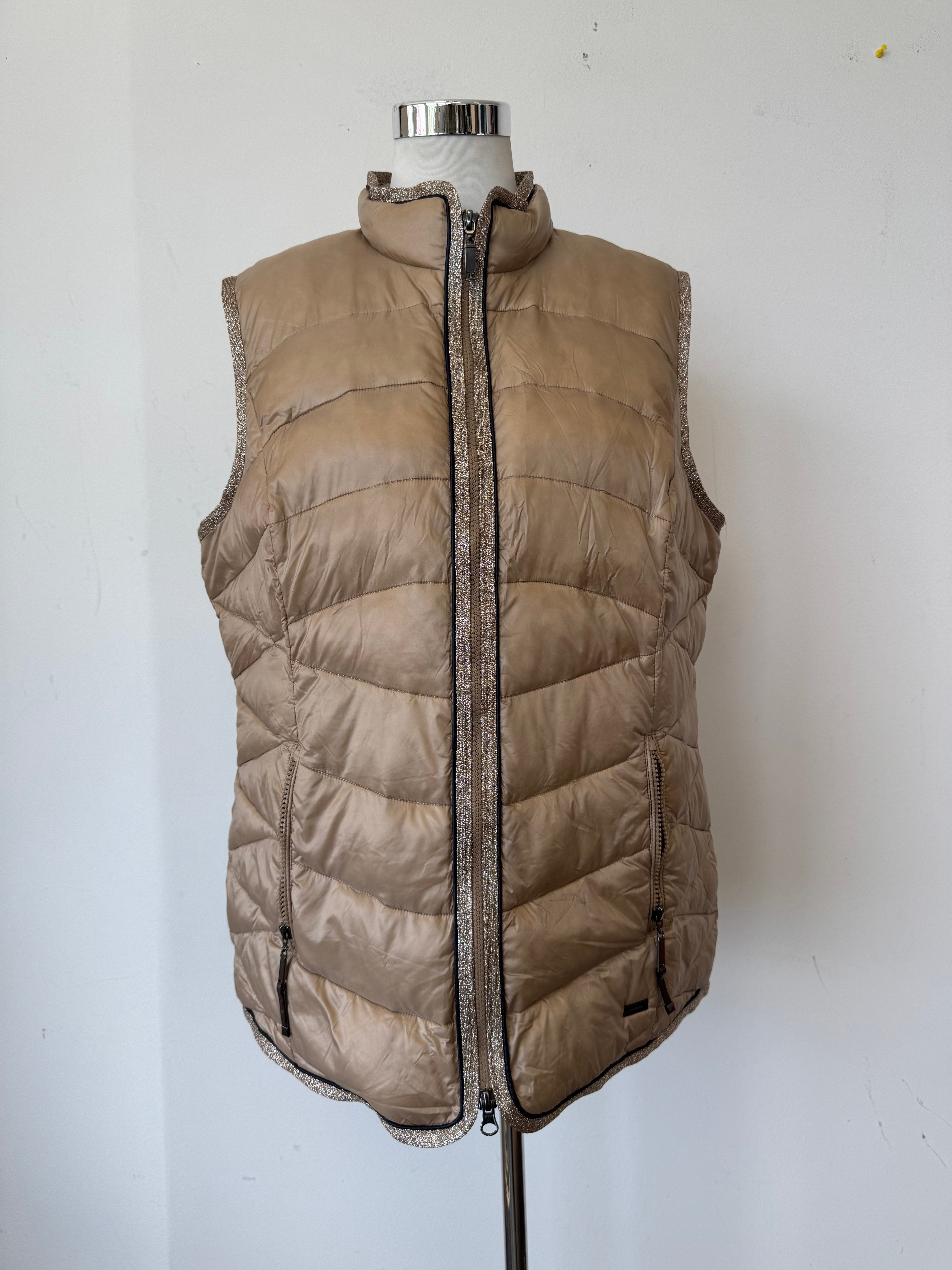 Gerry Weber Puffer Weste Champagne EU 44 Sehr Gut