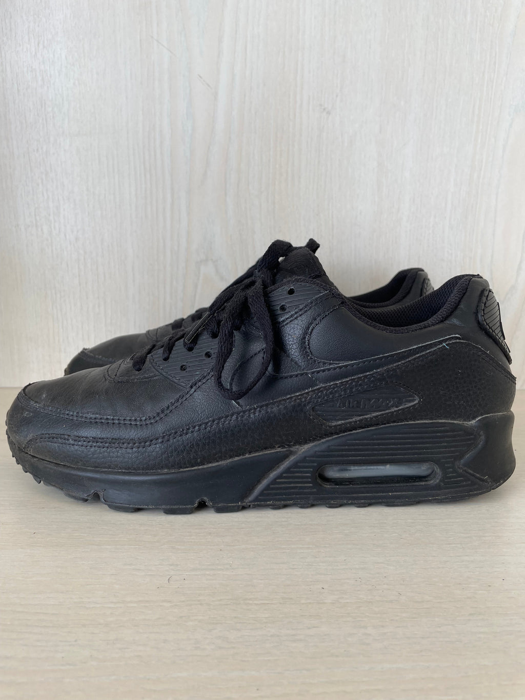 Nike Air Max 90 Sneakers – Triple Black, Zustand: Gebraucht, Kissenschaden