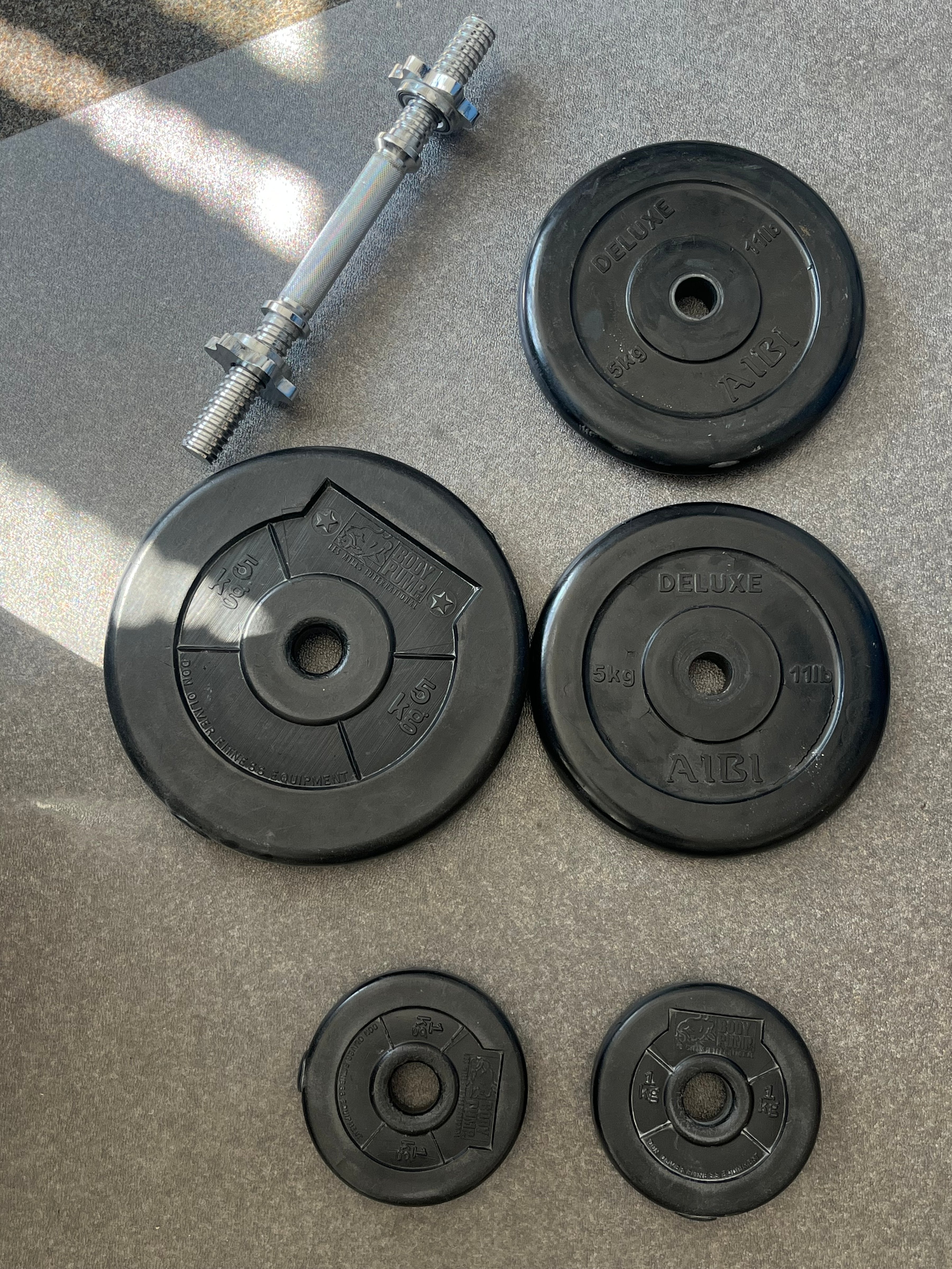 AIBI Deluxe Adjustable Dumbbell Set, Black, Good Condition