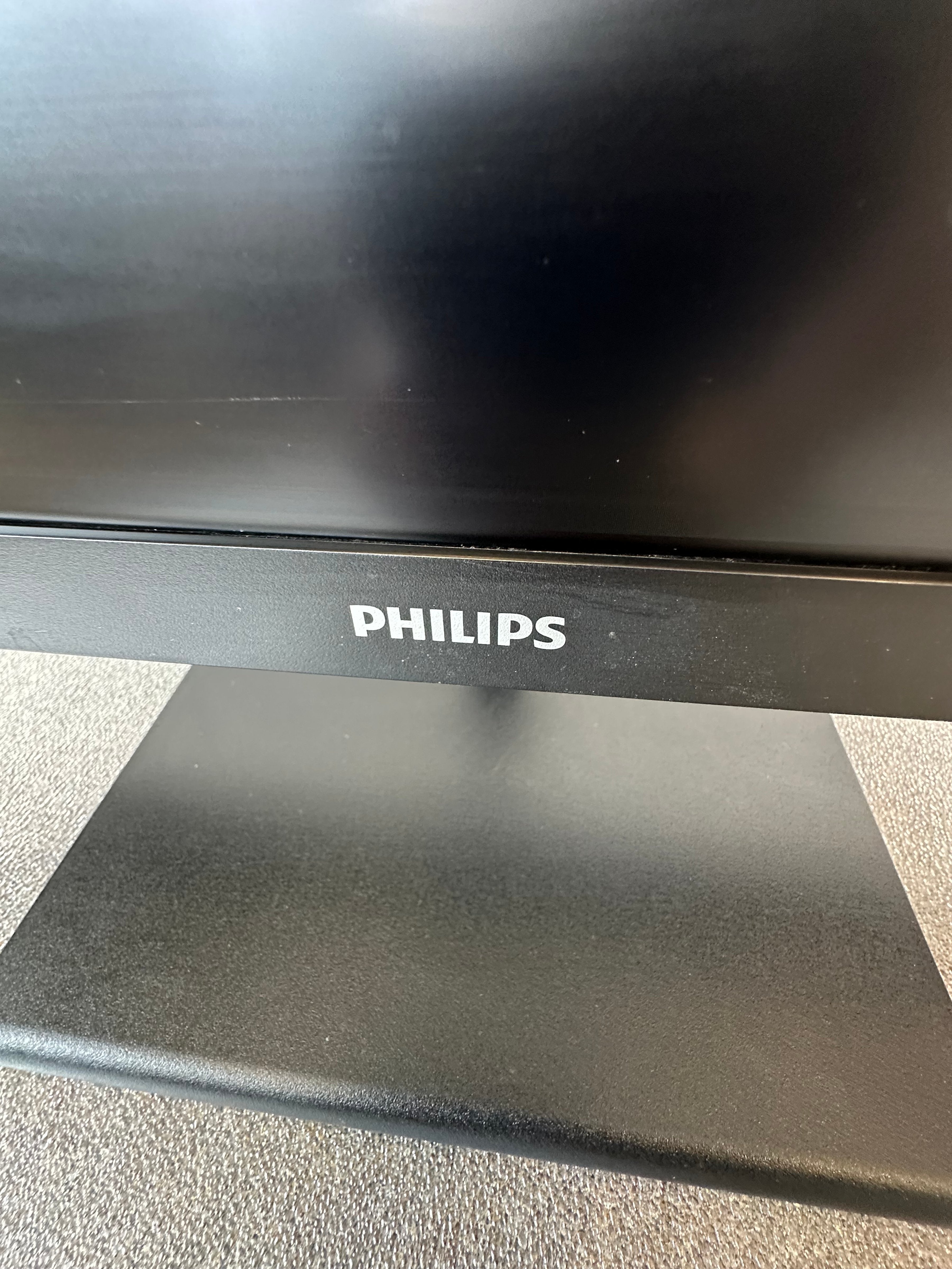 Philips 32E1N1100L 32 LCD Monitor Black Very Good Condition