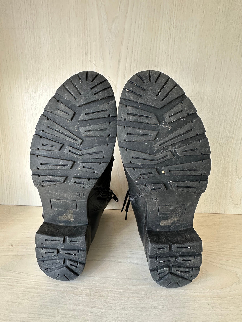 Mango Lace Up Motorradstiefel Schwarz Leder Gr. 38, guter Zustand
