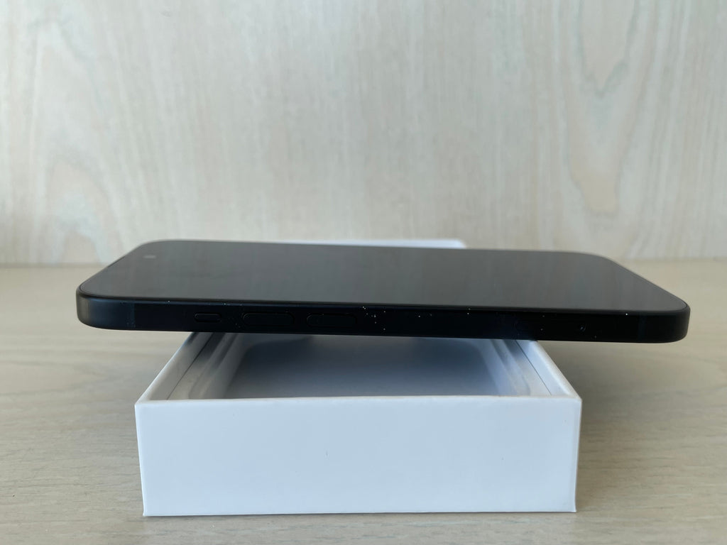 Apple iPhone 15 256GB Black, Good Condition, 87% Battery