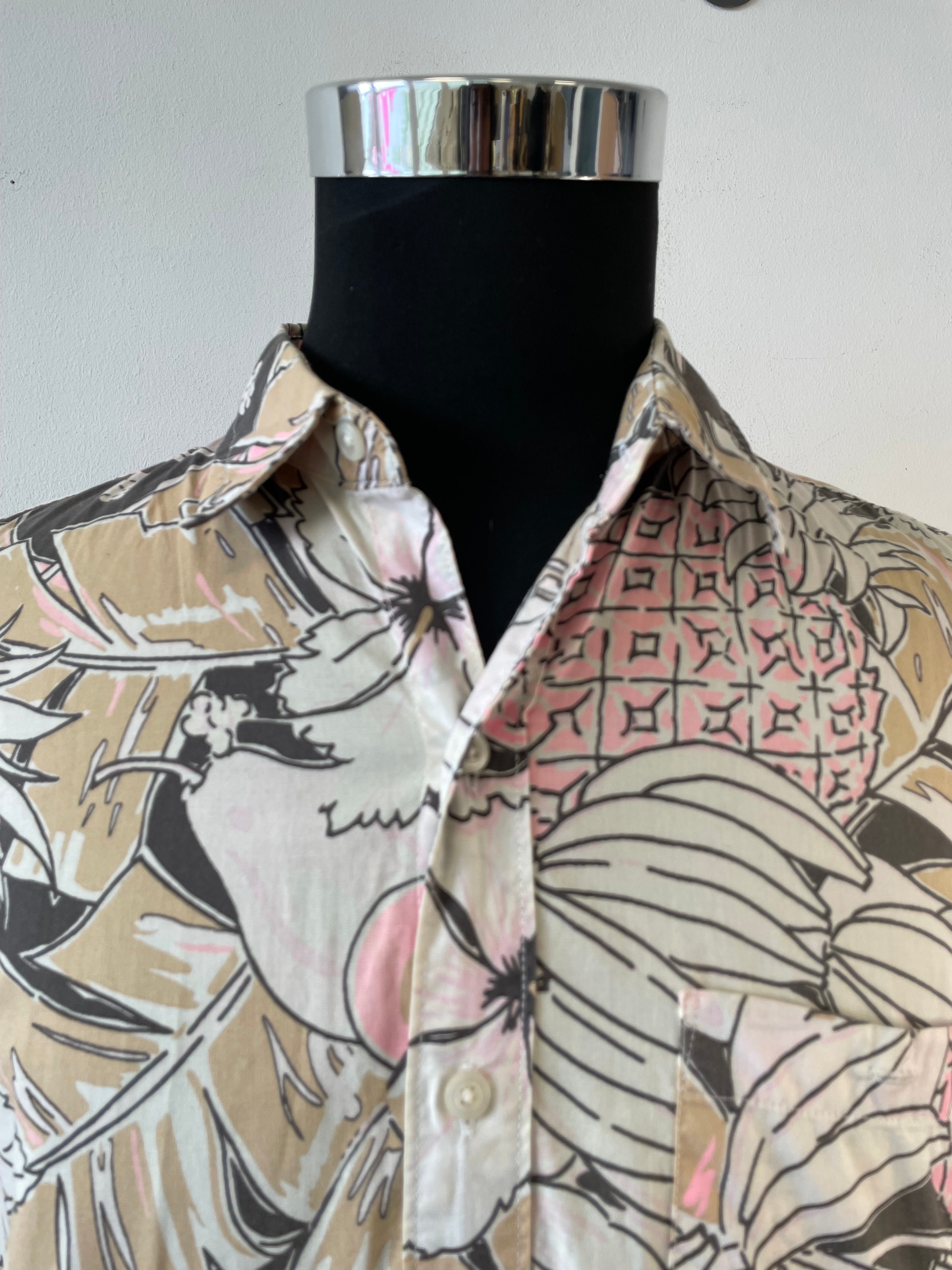 American Eagle Hawaiian Shirt Tropical Print Multi L Very Good Condition