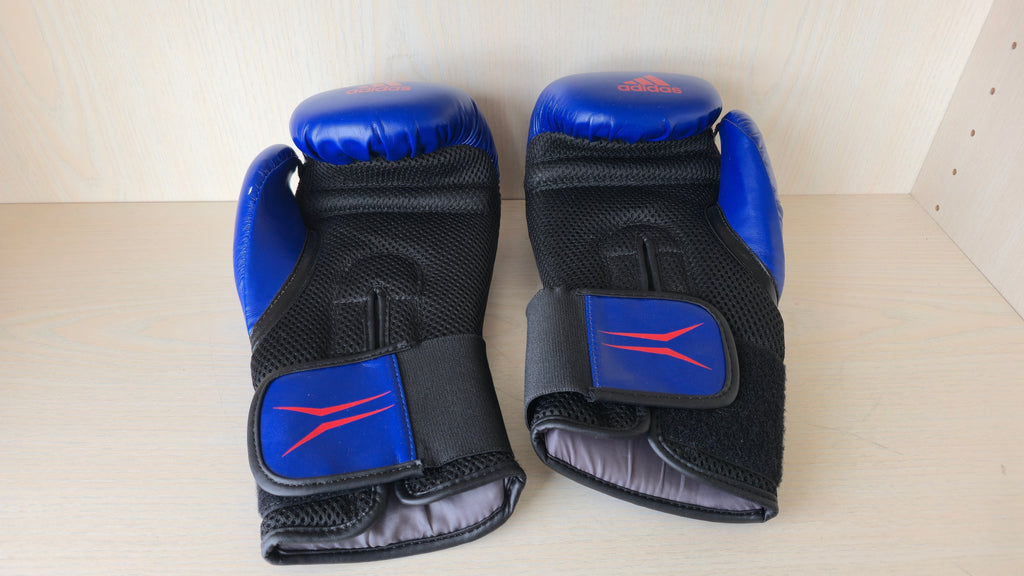 Adidas Speed Tilt 150 Boxing Gloves Medium Dark Blue/Red – Good Condition