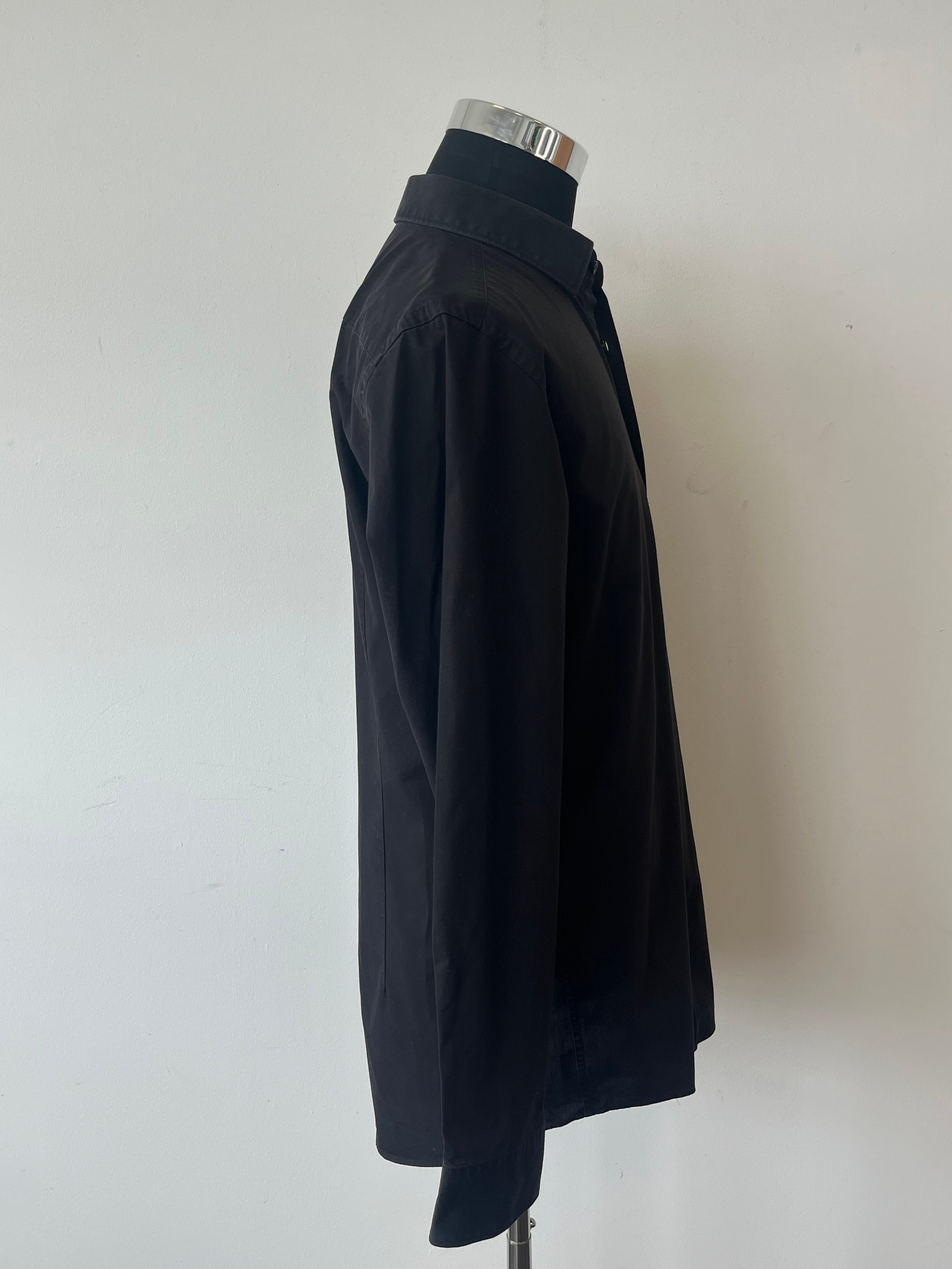HUGO Slim Fit Hemd Schwarz, Größe M, guter Zustand