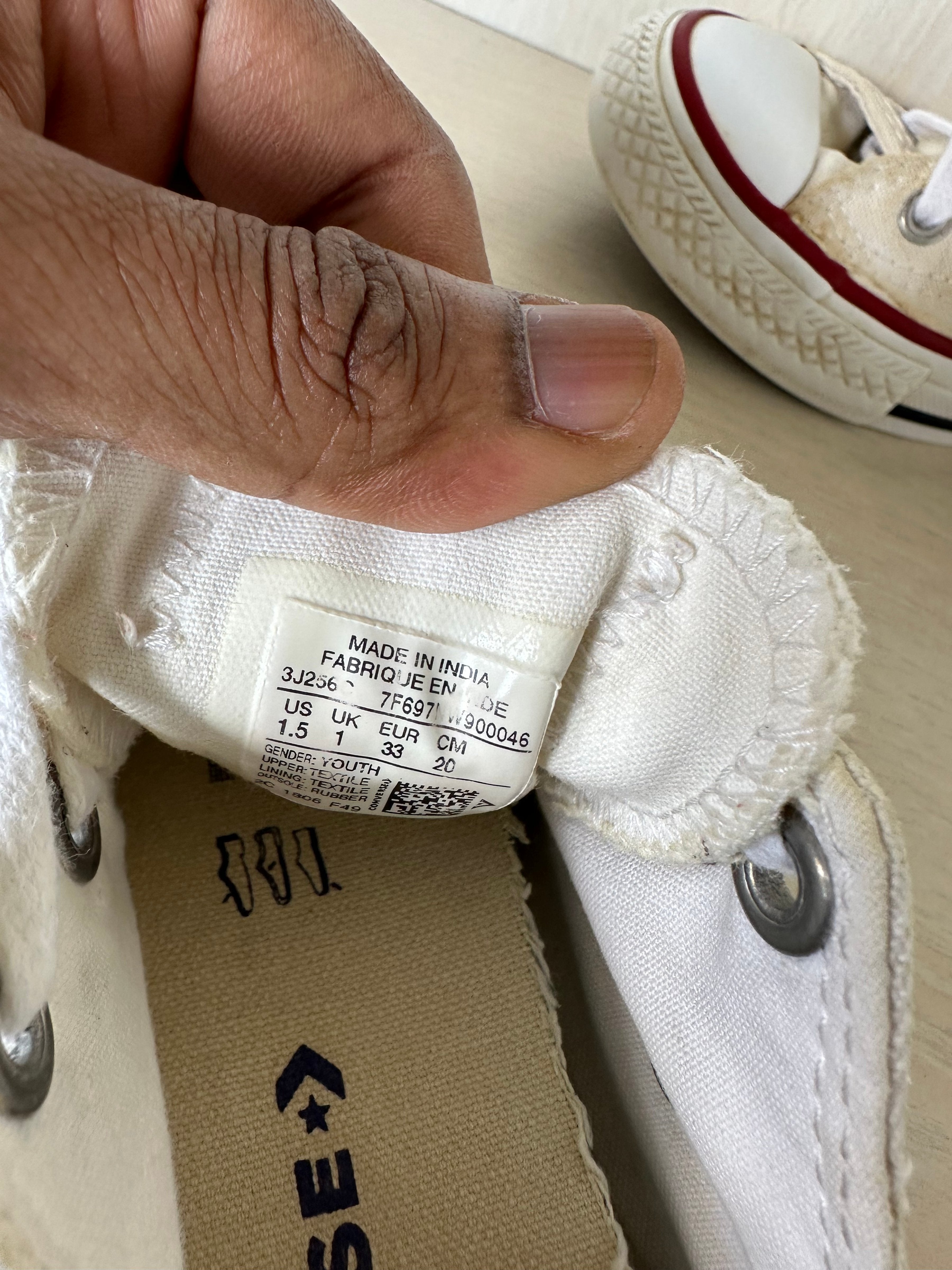 Converse Chuck Taylor All Star Low Kids EU 33 White/Red – Normal Use