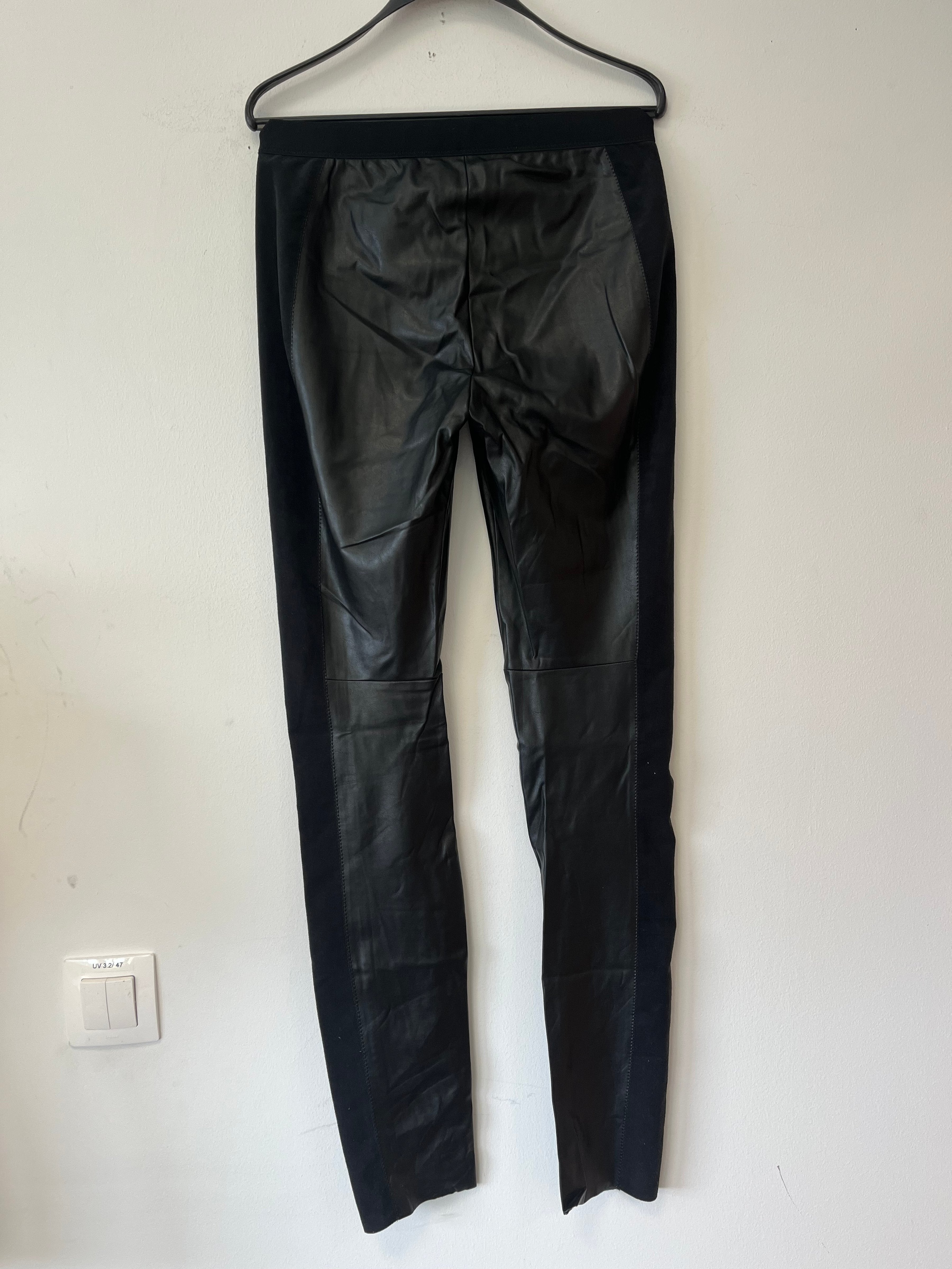 Marc Cain Sports Leggings – Kunstleder & Jersey, Schwarz, Sehr Gut